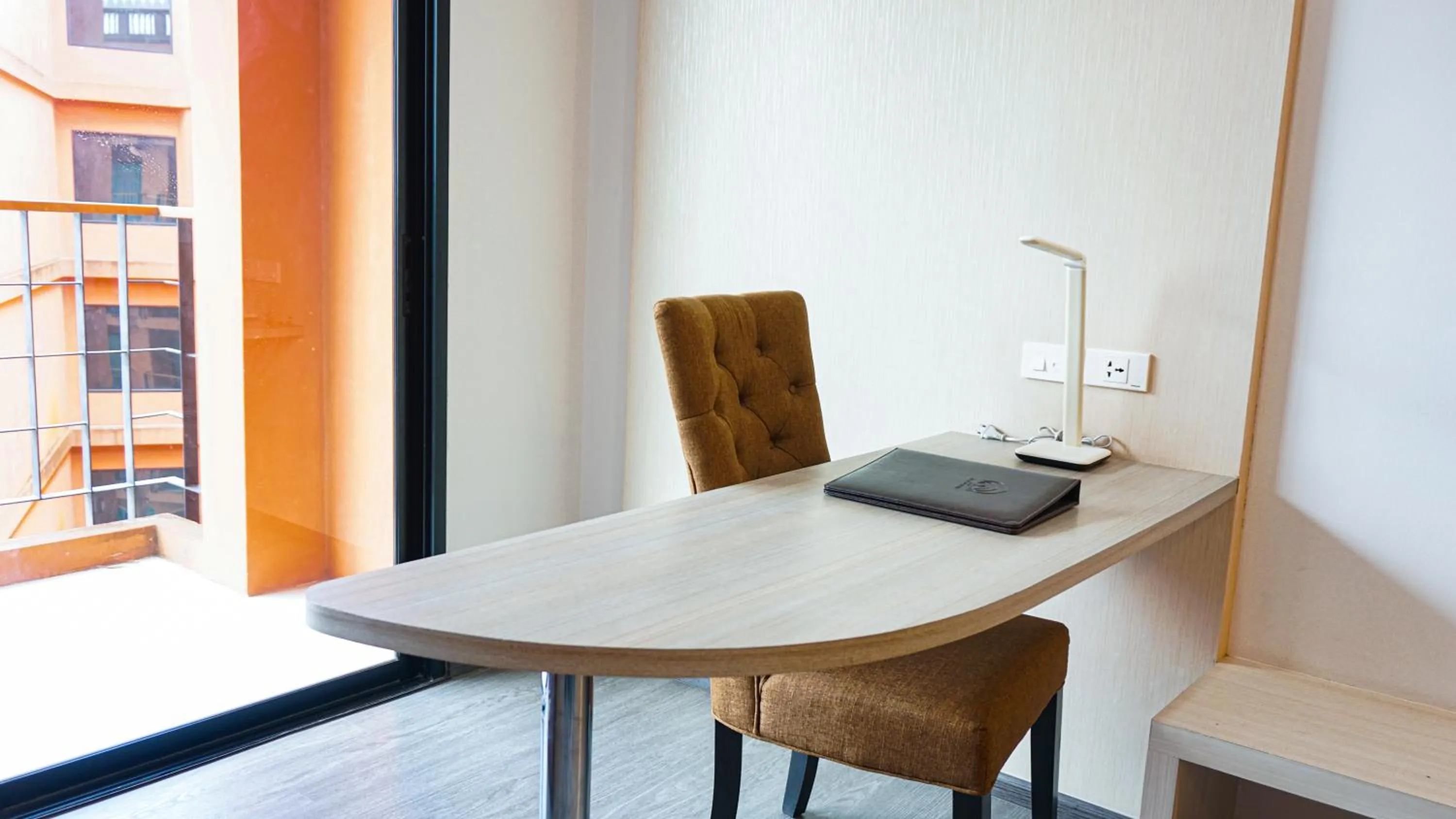 Seating area in Alfahad Hotel