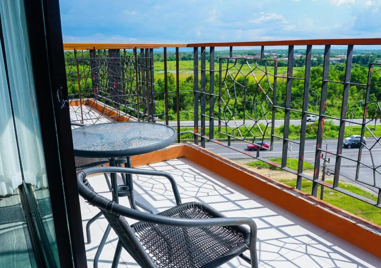 Patio in Alfahad Hotel