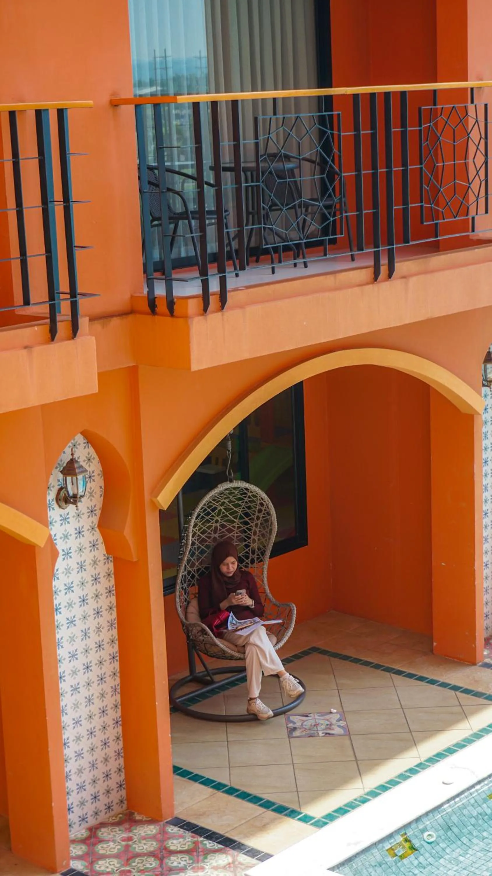 Swimming pool in Alfahad Hotel