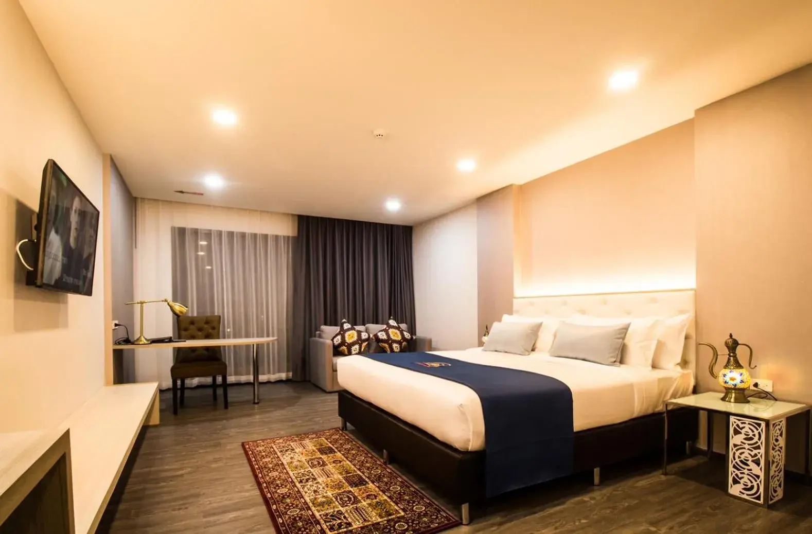 Deluxe Double Room in Alfahad Hotel Deluxe Double Room in Alfahad Hotel