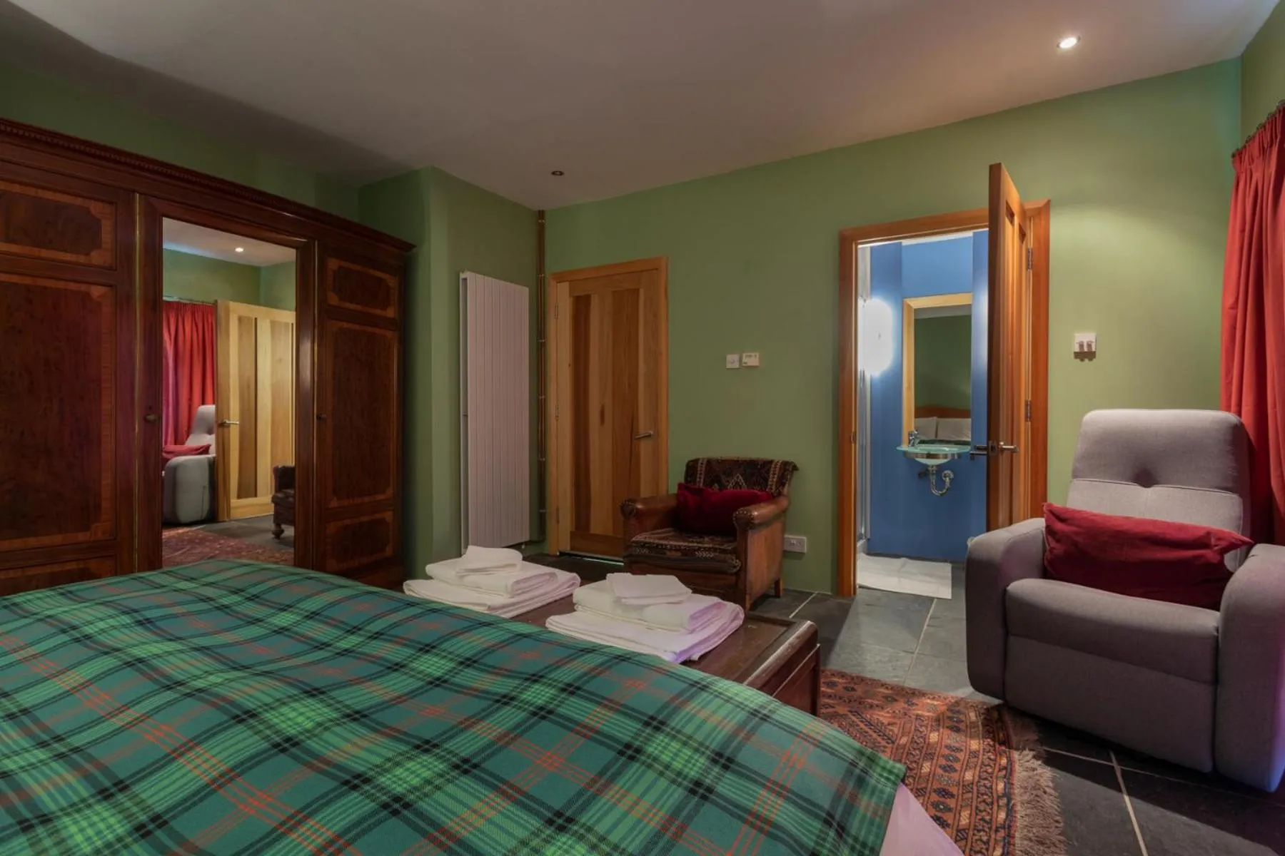 Bed in Powdermills B & B