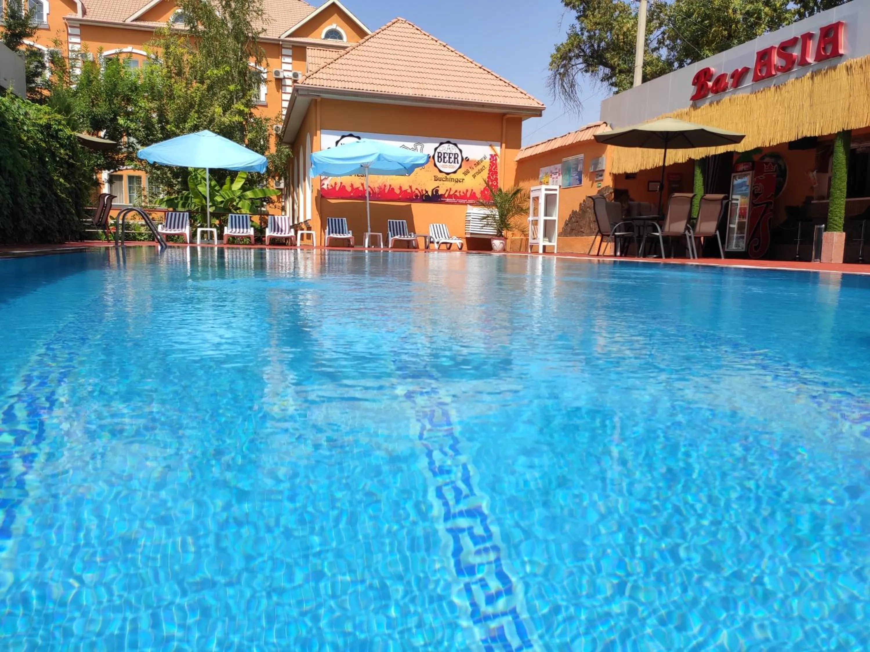 Swimming pool in Asia Hotel Fergana