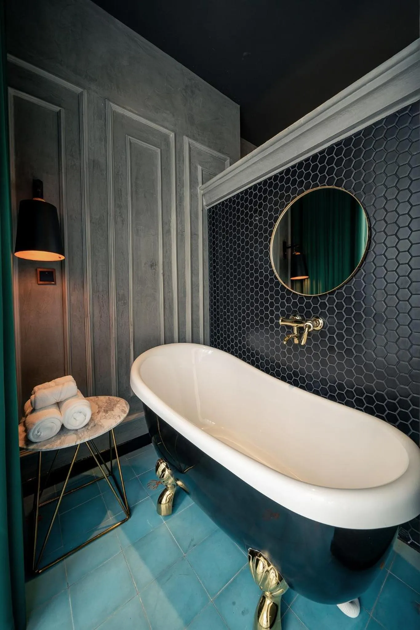 Photo of the whole room in HOTEL le JARDIN SECRET saigon