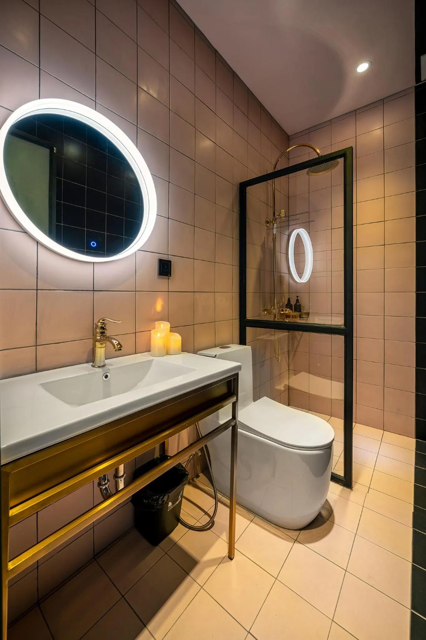 HOTEL le JARDIN SECRET saigon