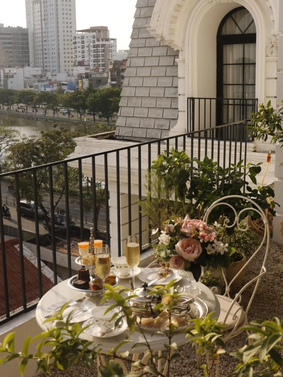 HOTEL le JARDIN SECRET saigon