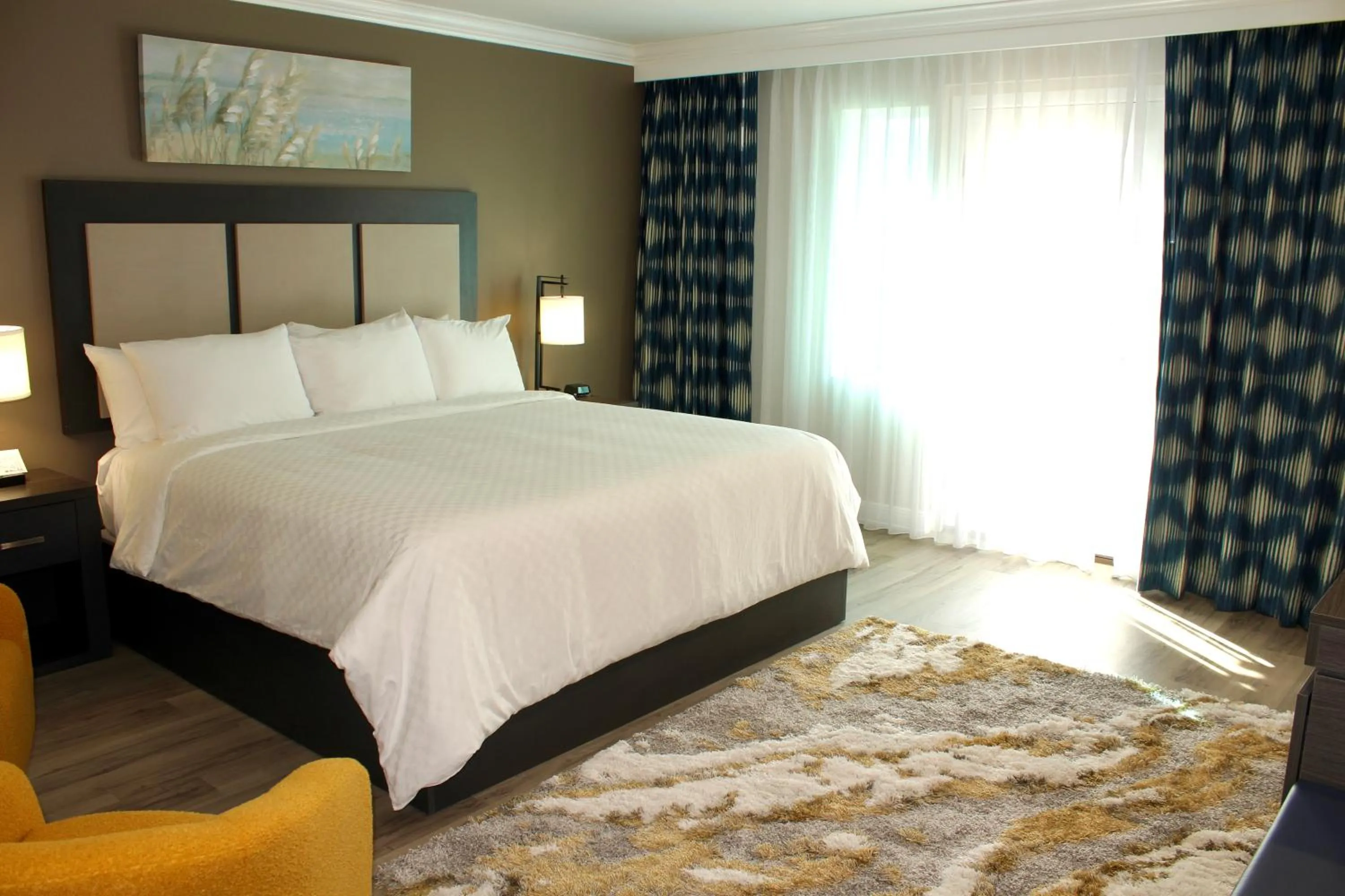 Bedroom, Bed in Econo Lodge Lake Elsinore Casino