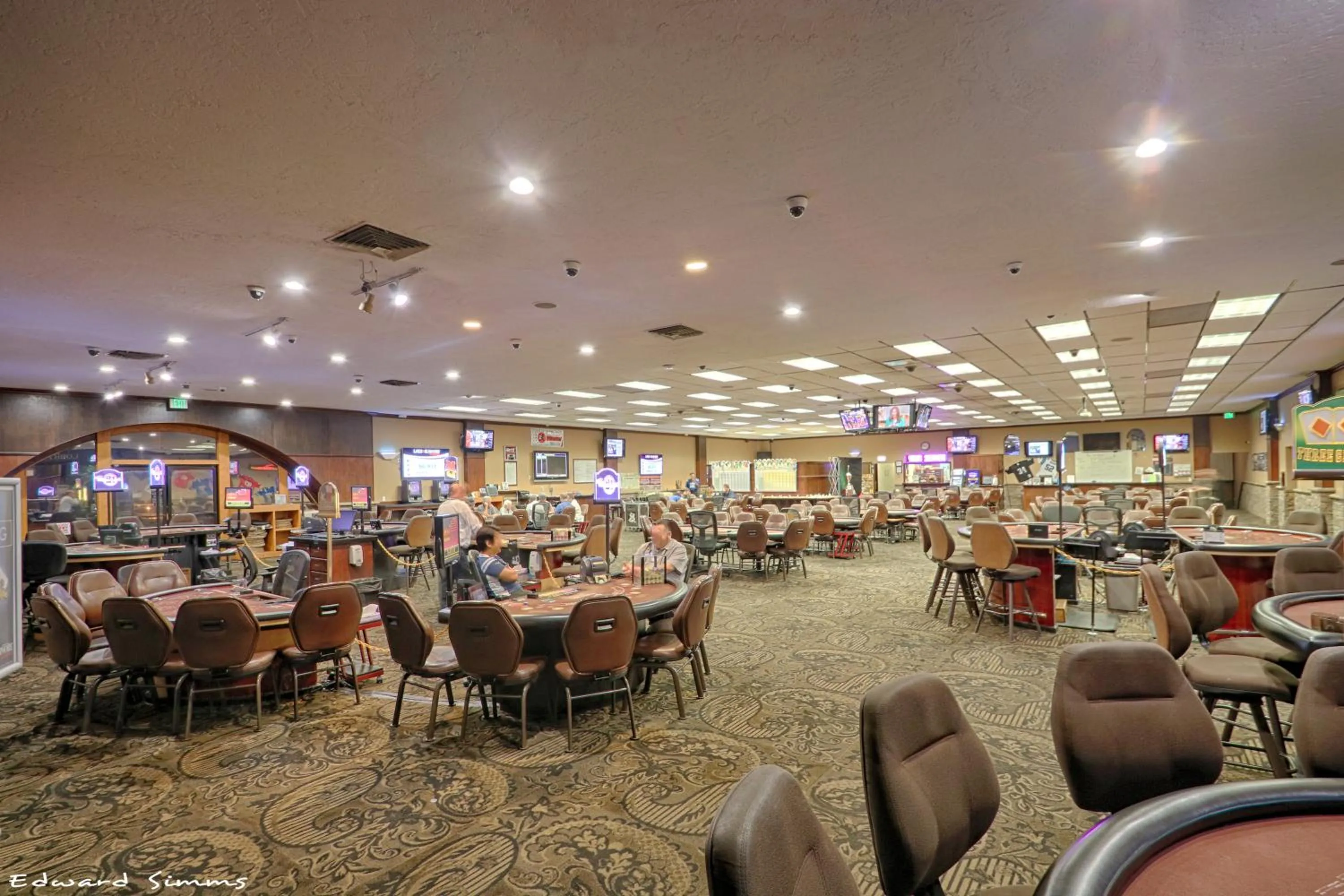 Restaurant/places to eat in Econo Lodge Lake Elsinore Casino