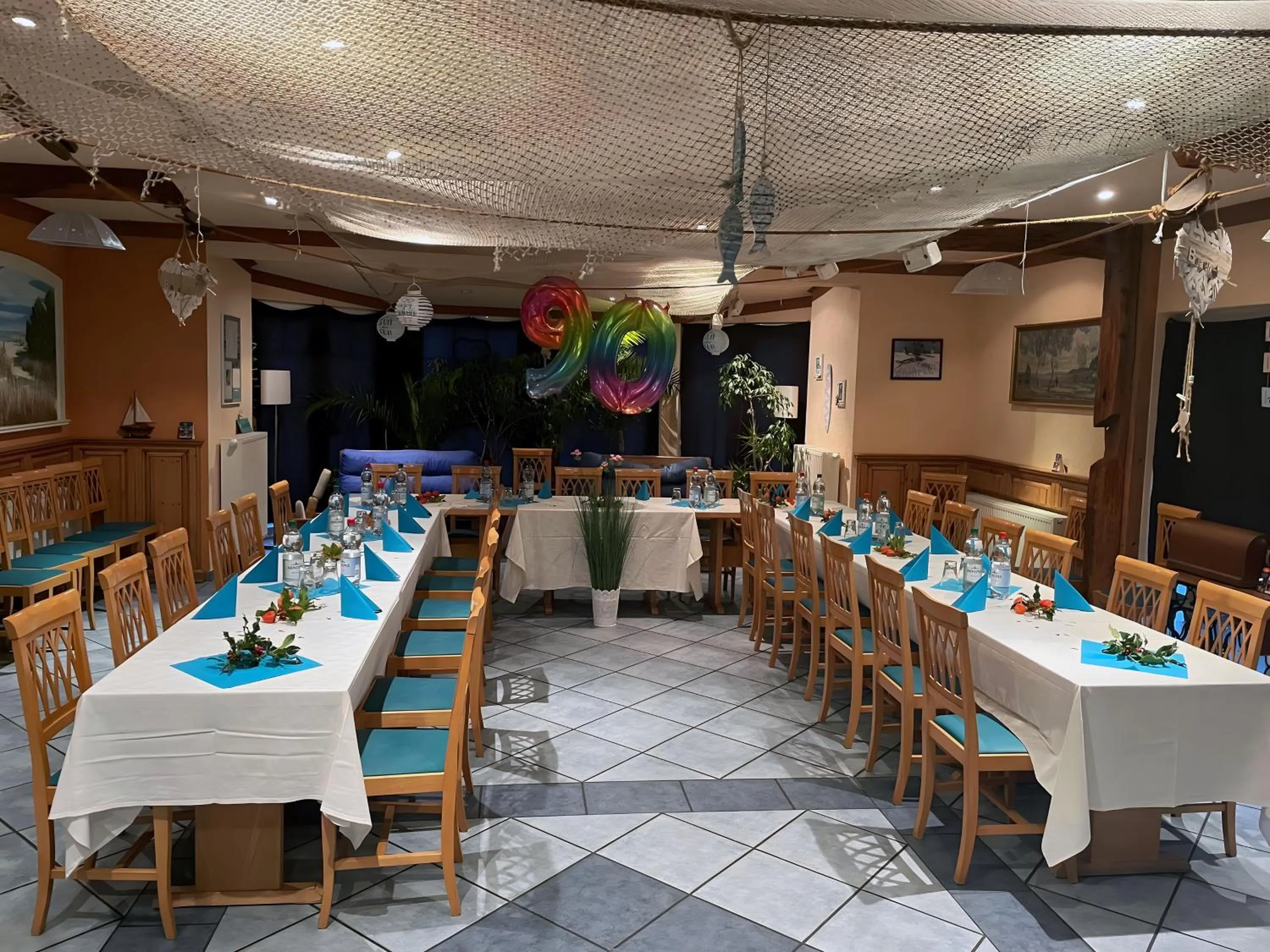 Restaurant/places to eat in Hotel und Restaurant Windland