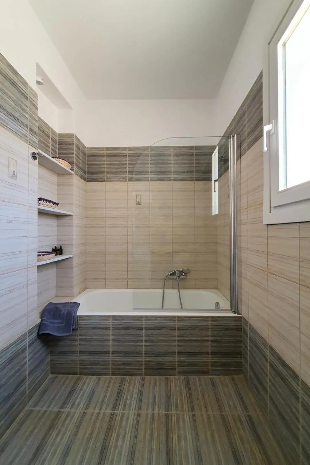 Bathroom in Monolithos Villas