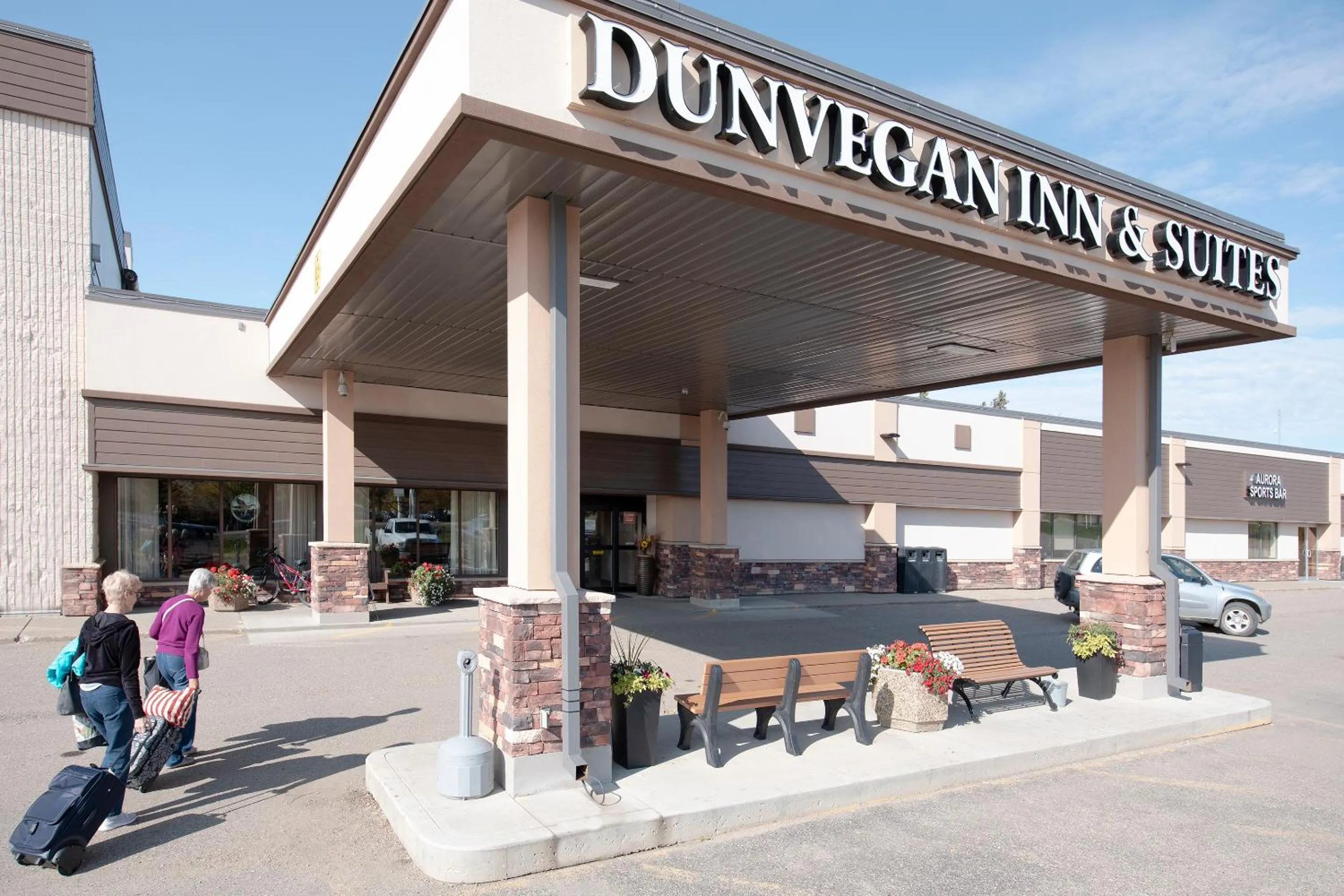 Facade/entrance in Dunvegan Inn & Suites