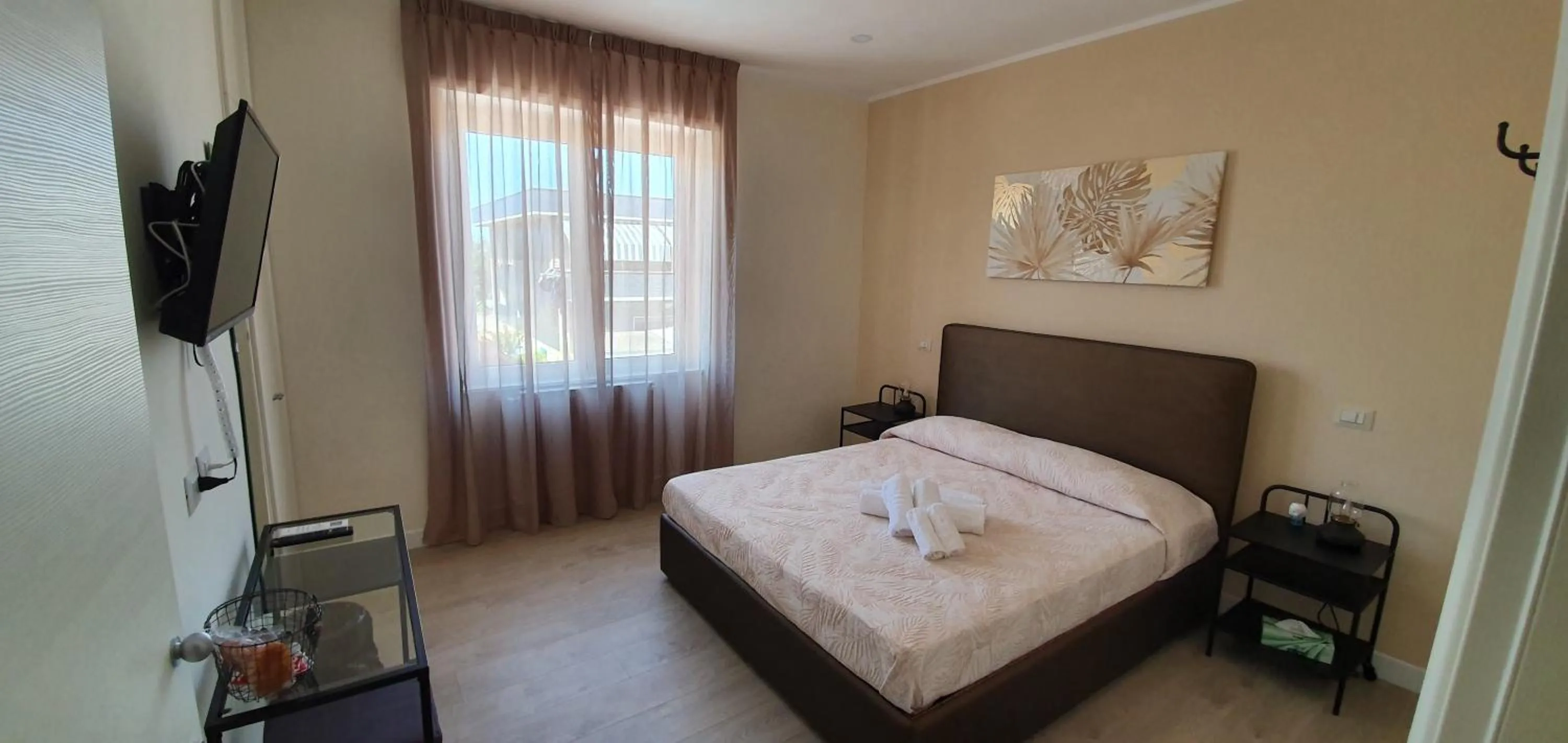 Photo of the whole room, Bed in Little Rose guest house