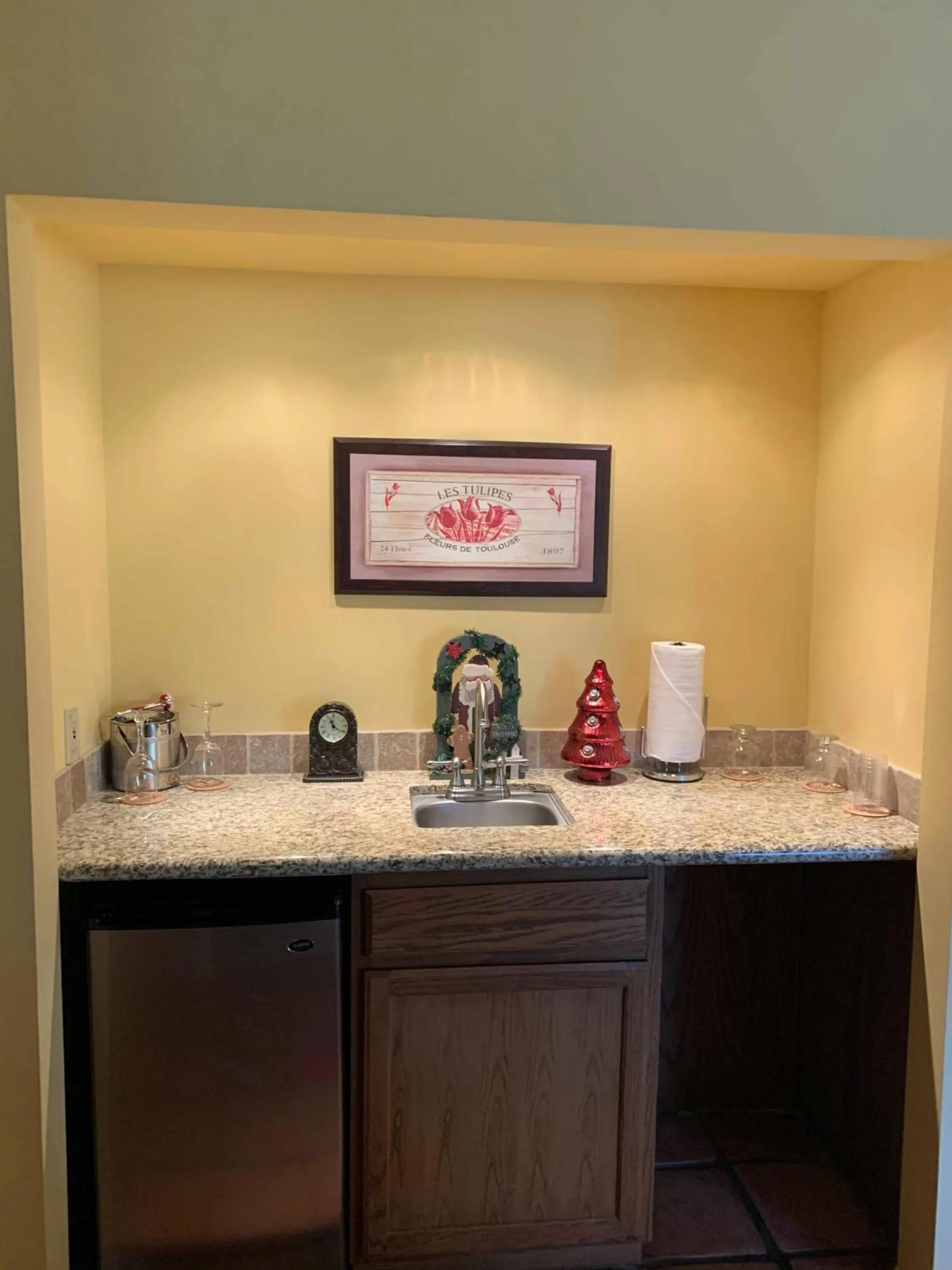 Kitchen or kitchenette in La Maison Hotel - Adults Only