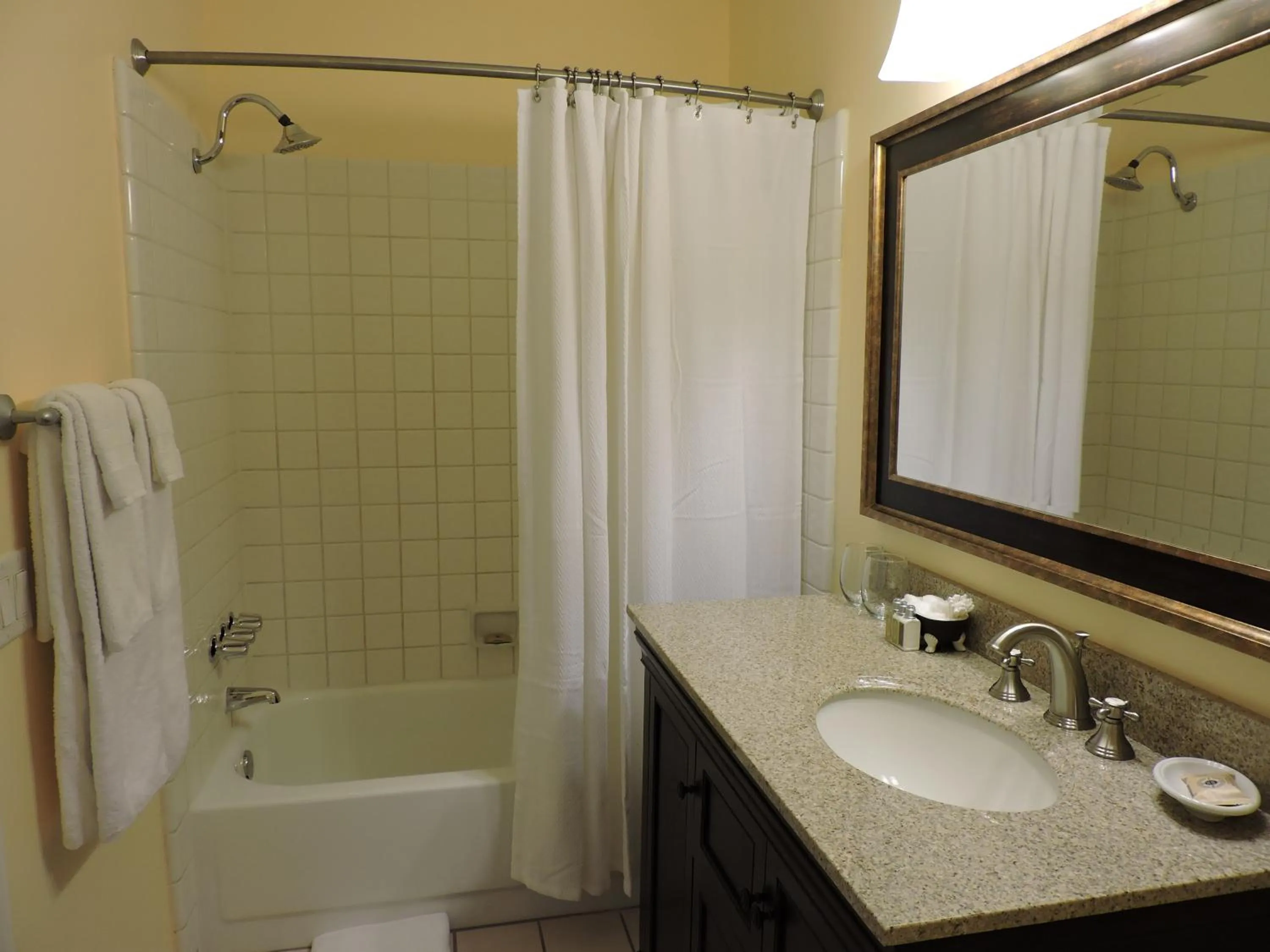 Shower in La Maison Hotel - Adults Only