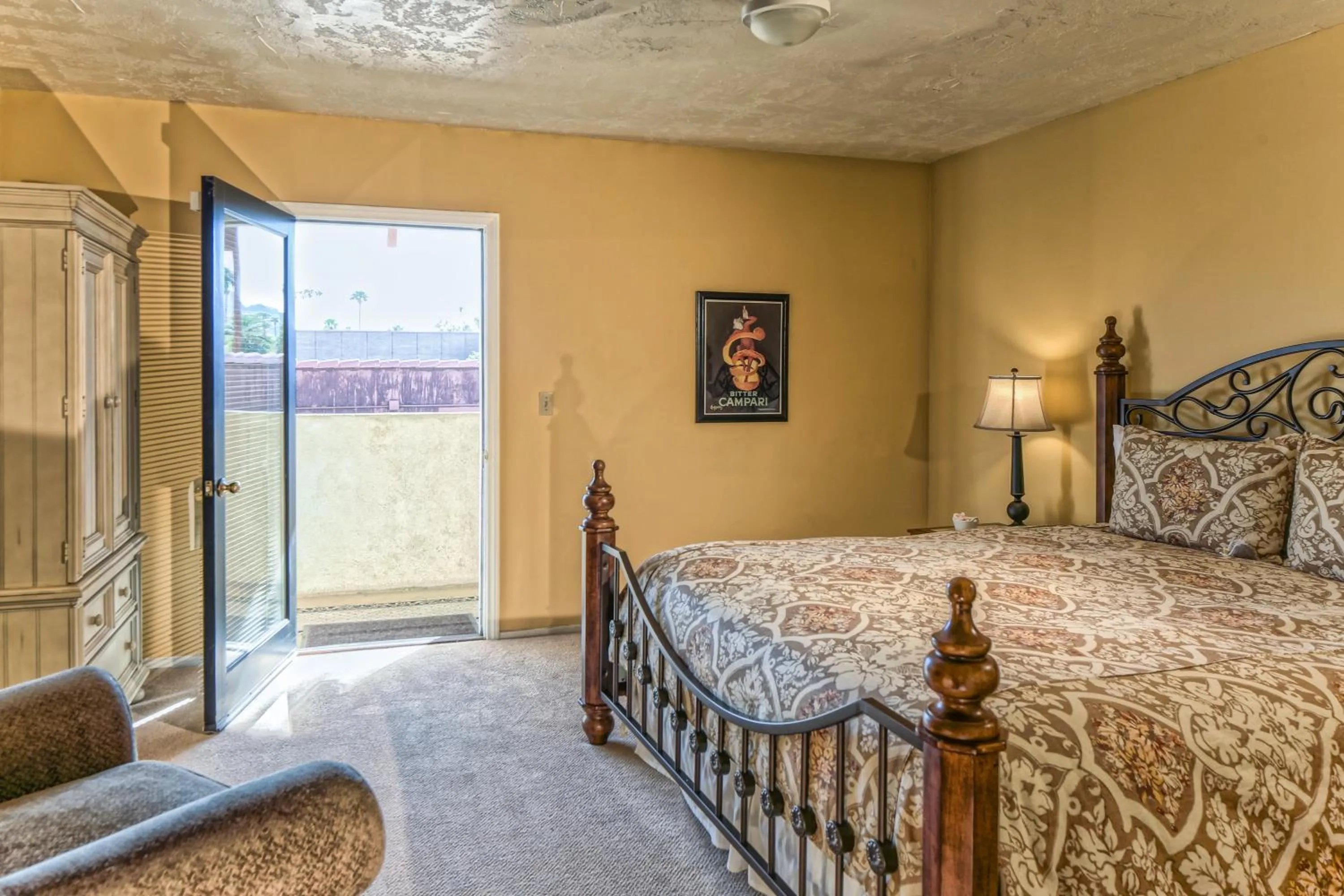 Photo of the whole room, Bed in La Maison Hotel - Adults Only