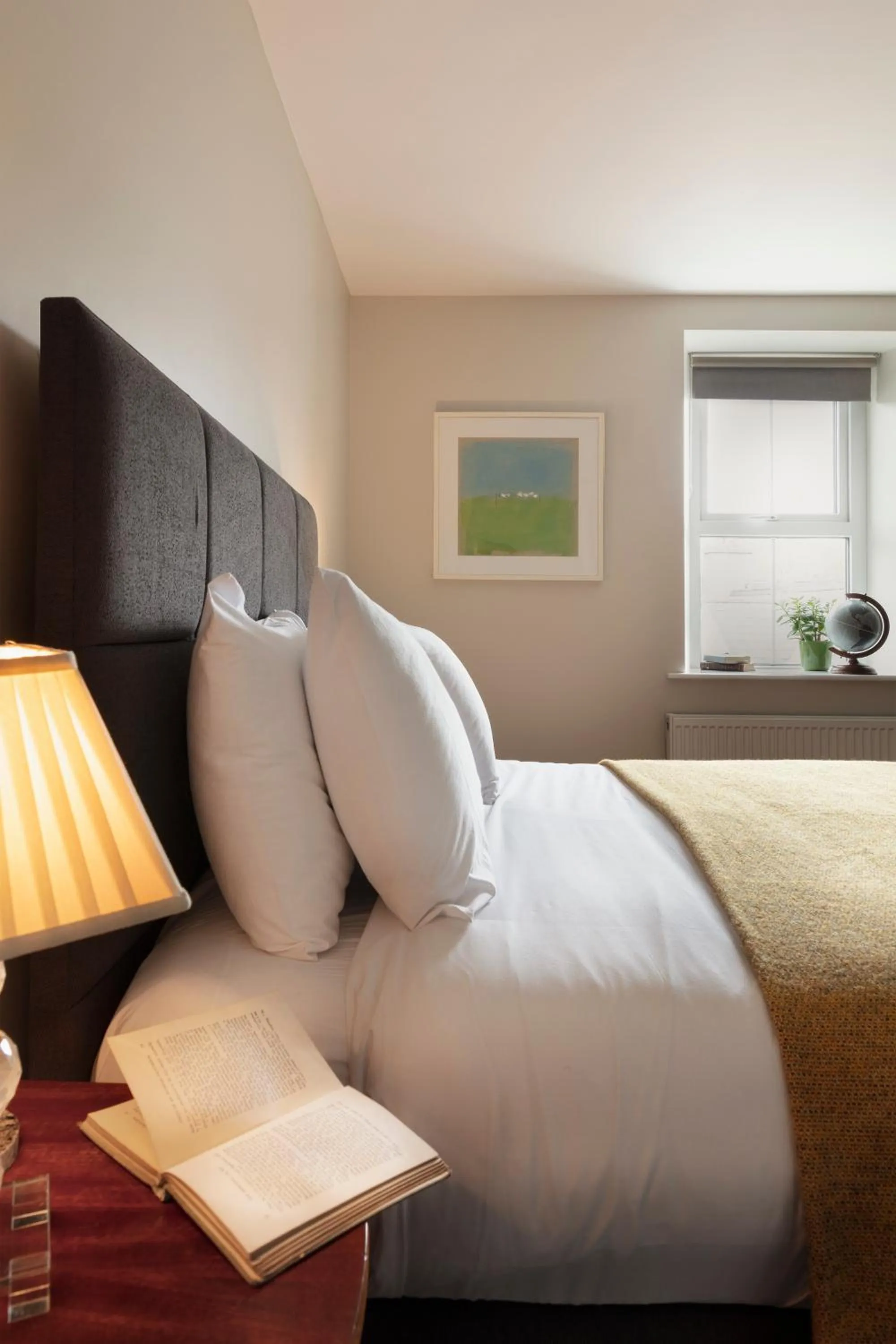 Photo of the whole room, Bed in Bridge Street Townhouse