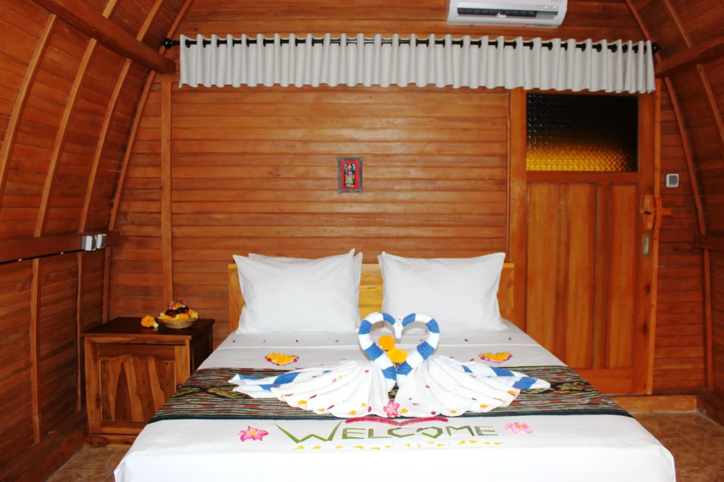 Bed in Kubu Padi Wooden House