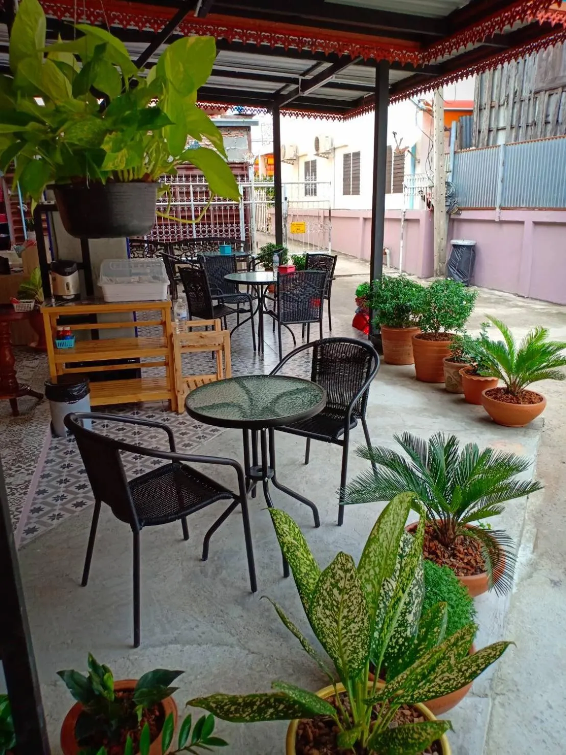 Seating area in Siri Guesthouse