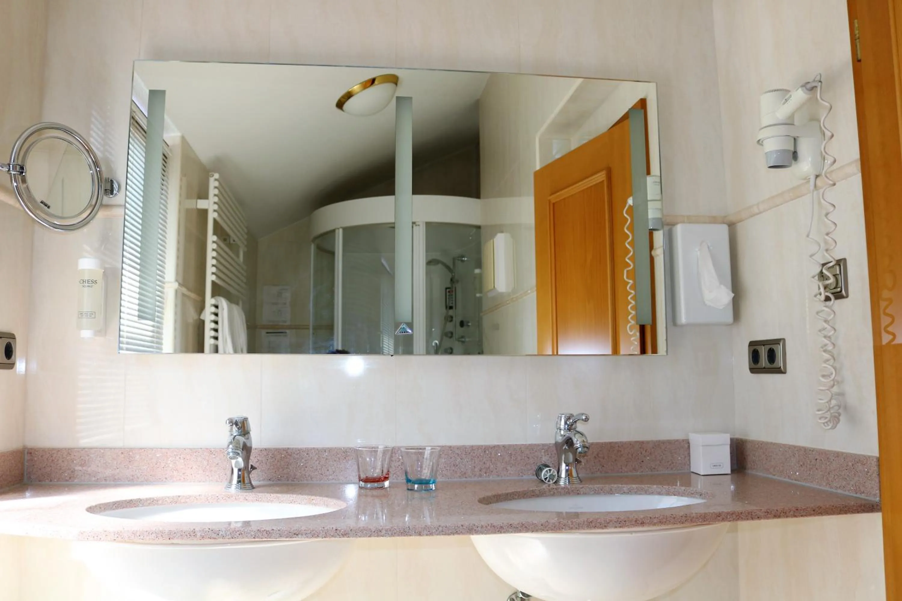 Shower in Seehotel Pegasus