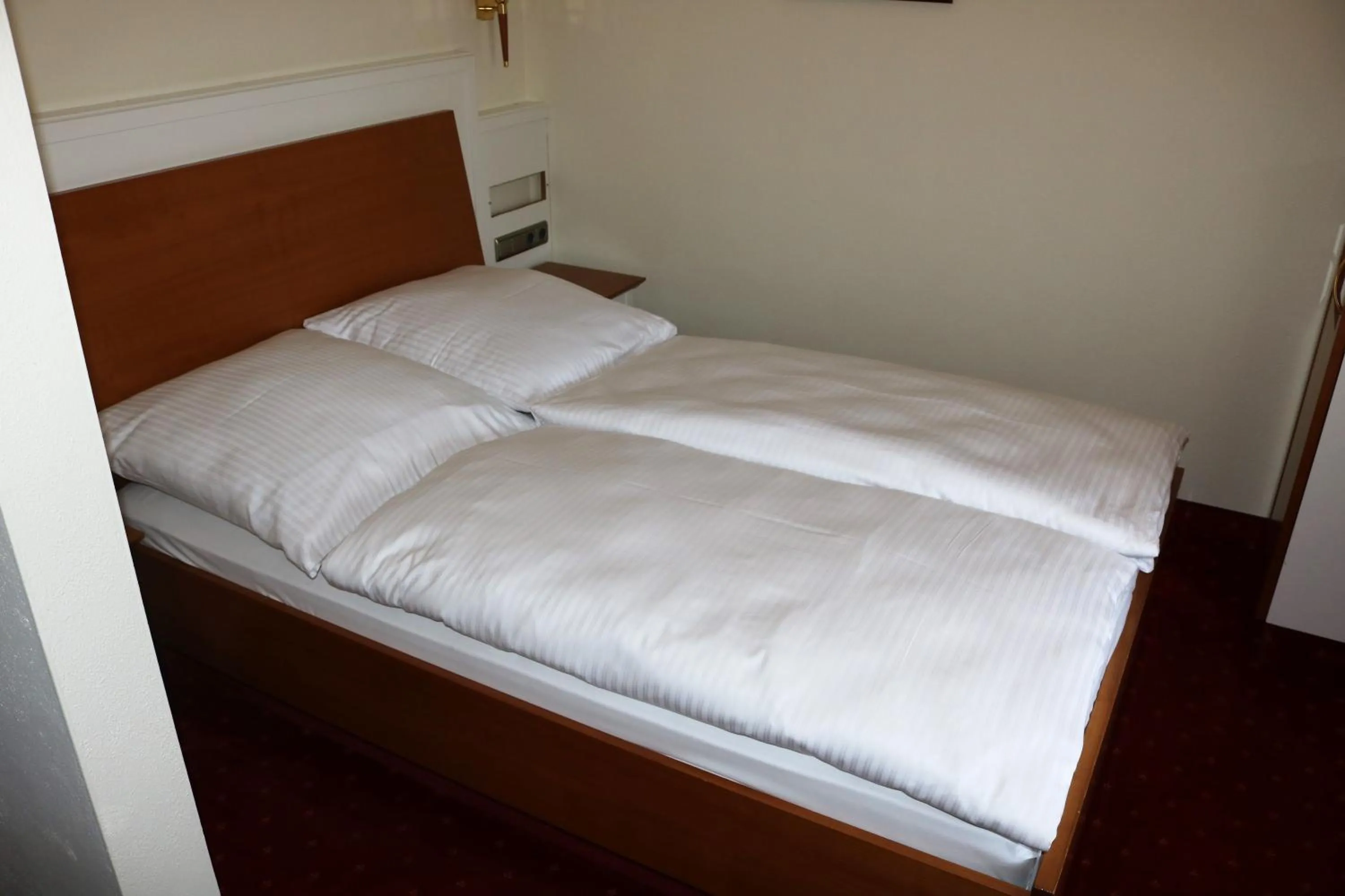 Bed in Seehotel Pegasus