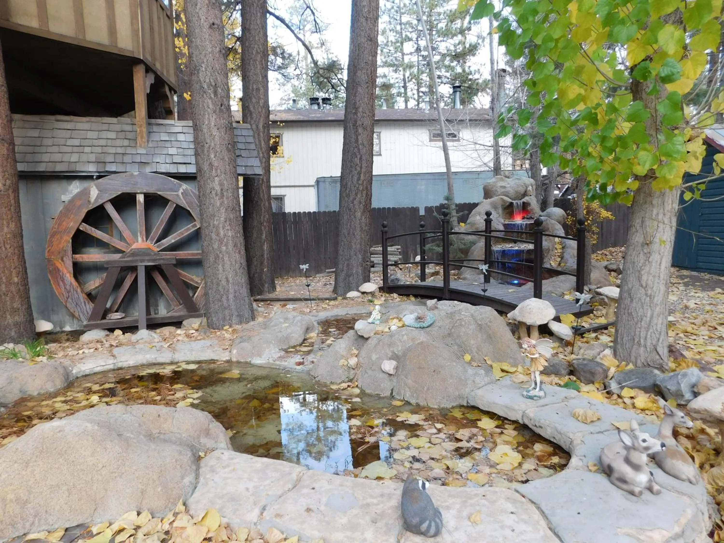 Garden in Castle Wood Theme Cottages- COUPLES ONLY