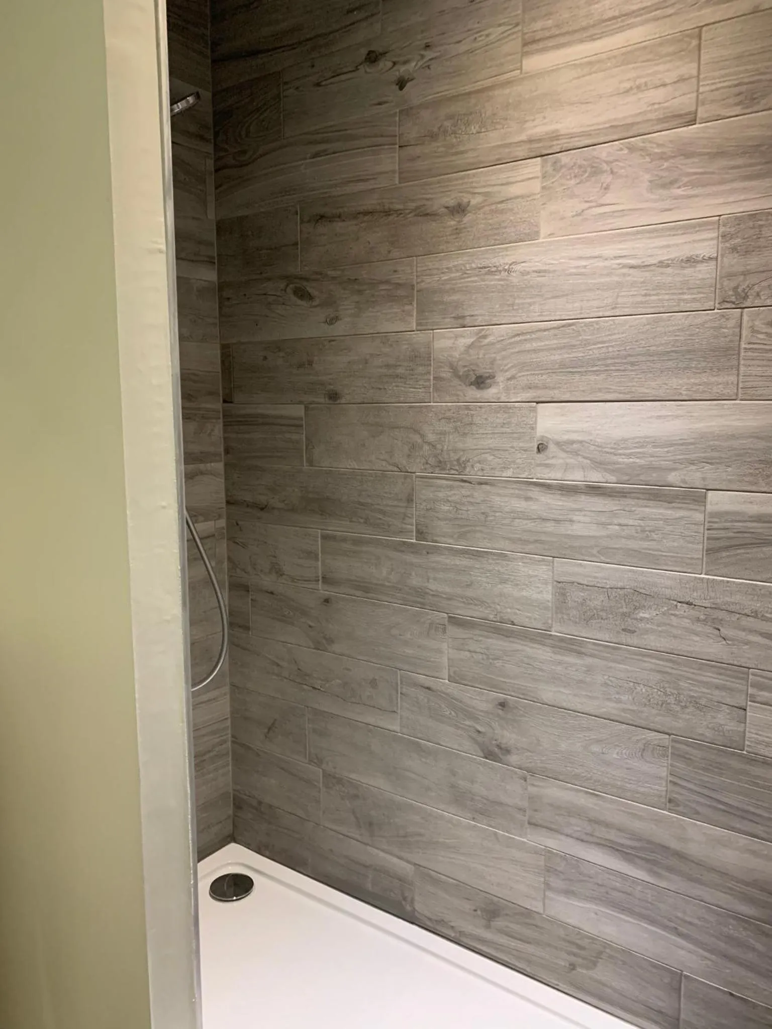 Shower in La maison des Légendes