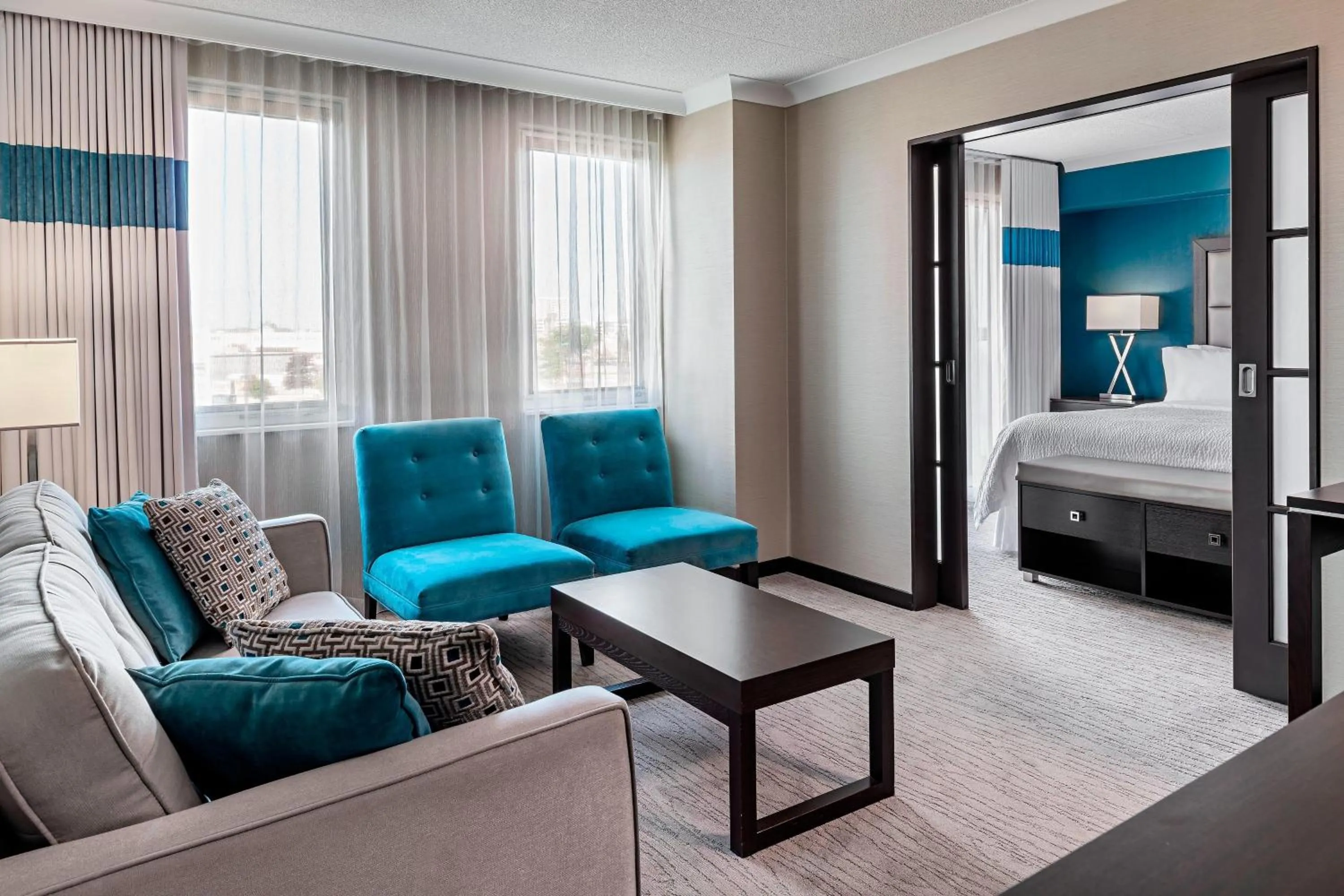 Living room, Bed in Four Points by Sheraton London