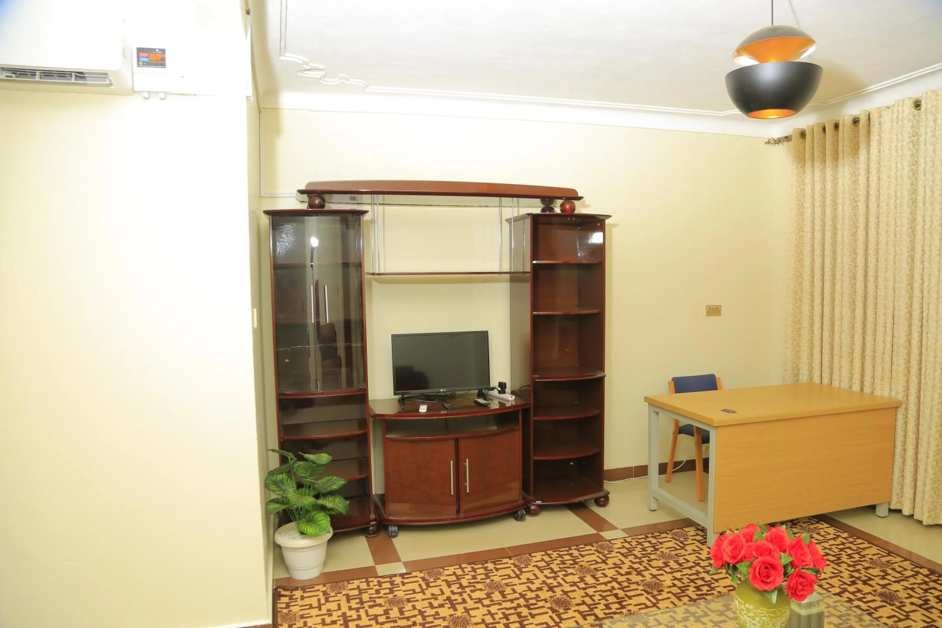 TV and multimedia in AIRPORT HOTEL Entebbe