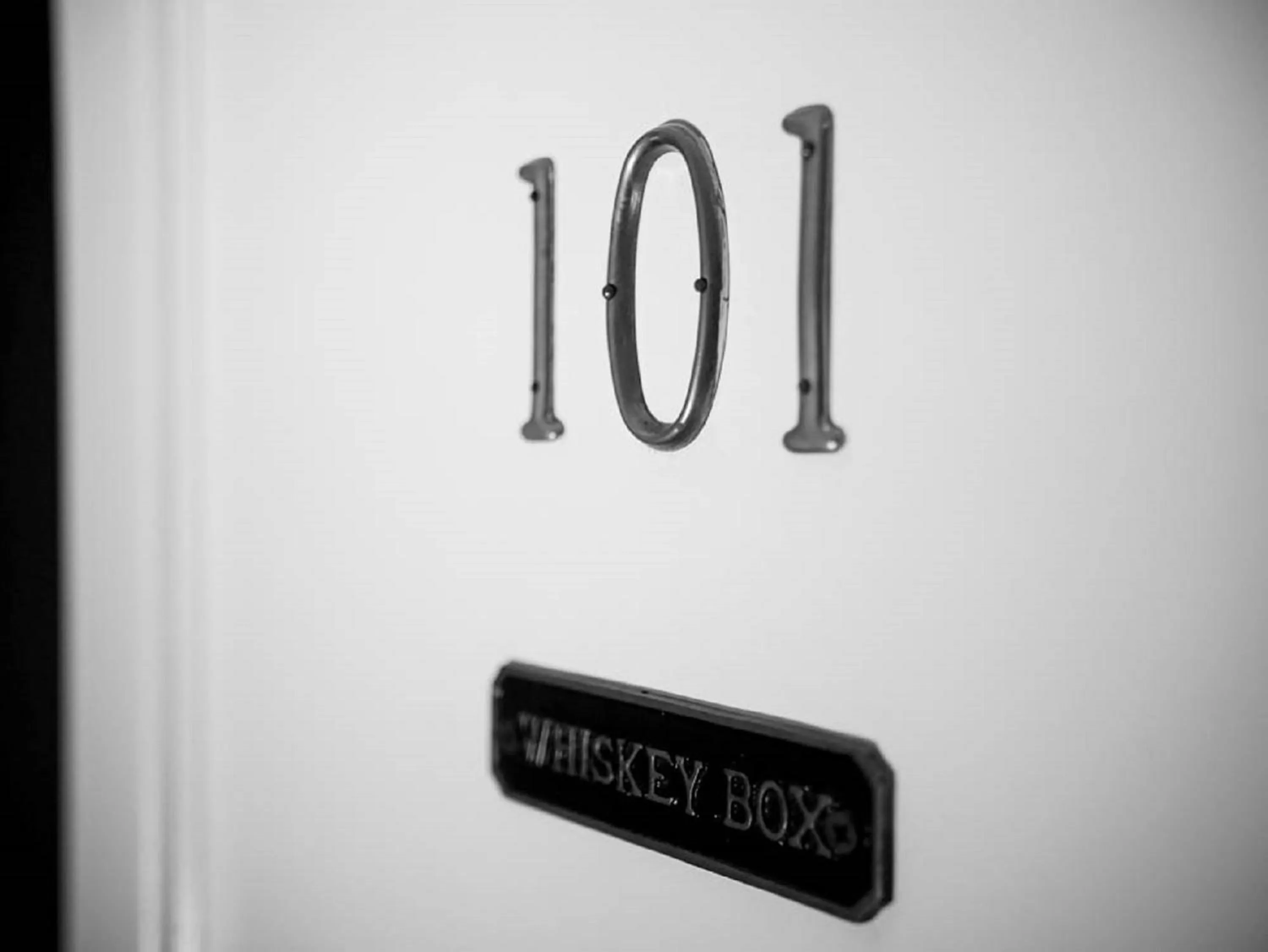 Text overlay in AIRPORT HOTEL Entebbe