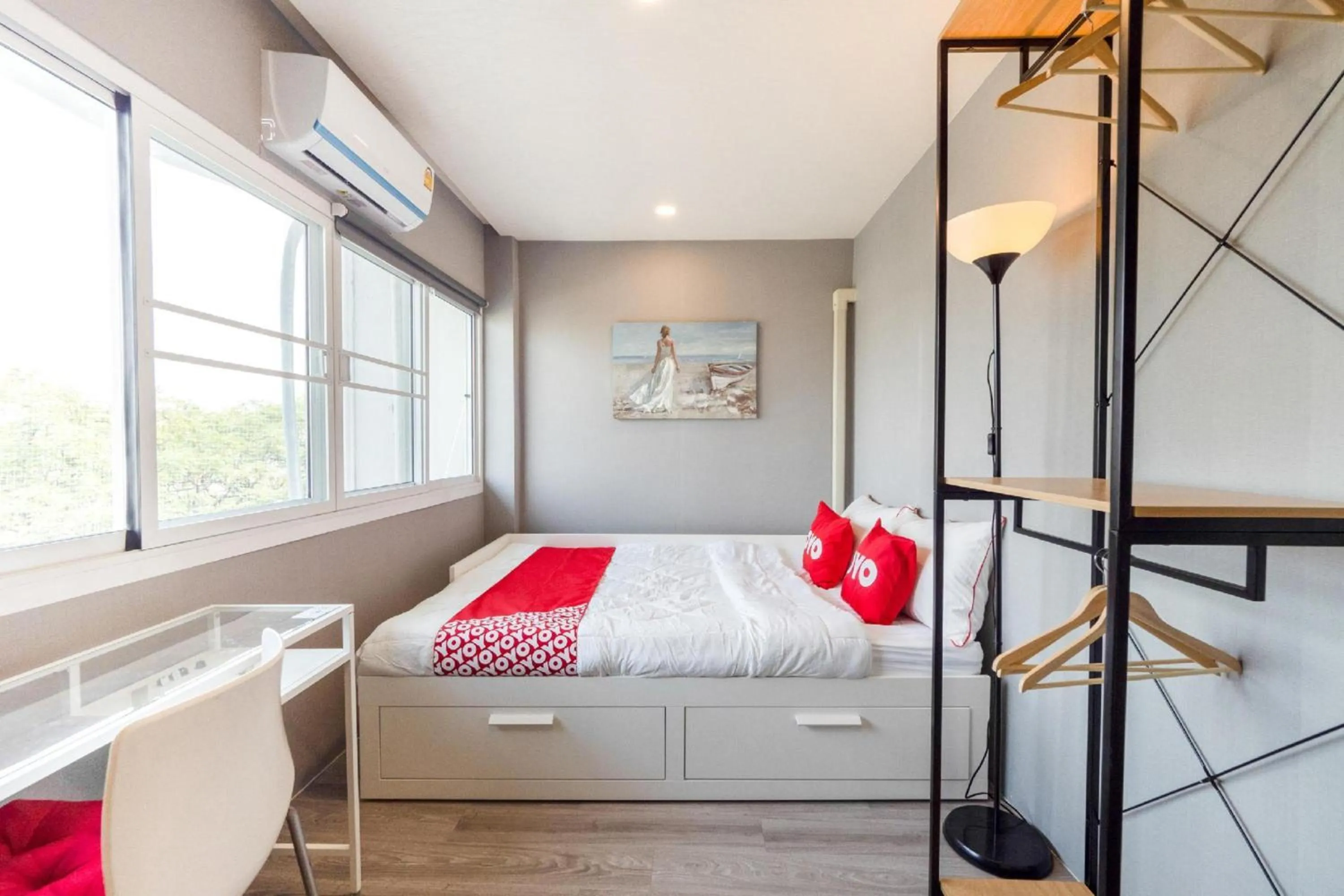 Photo of the whole room, Bed in Bossa House Hostel & Cafe