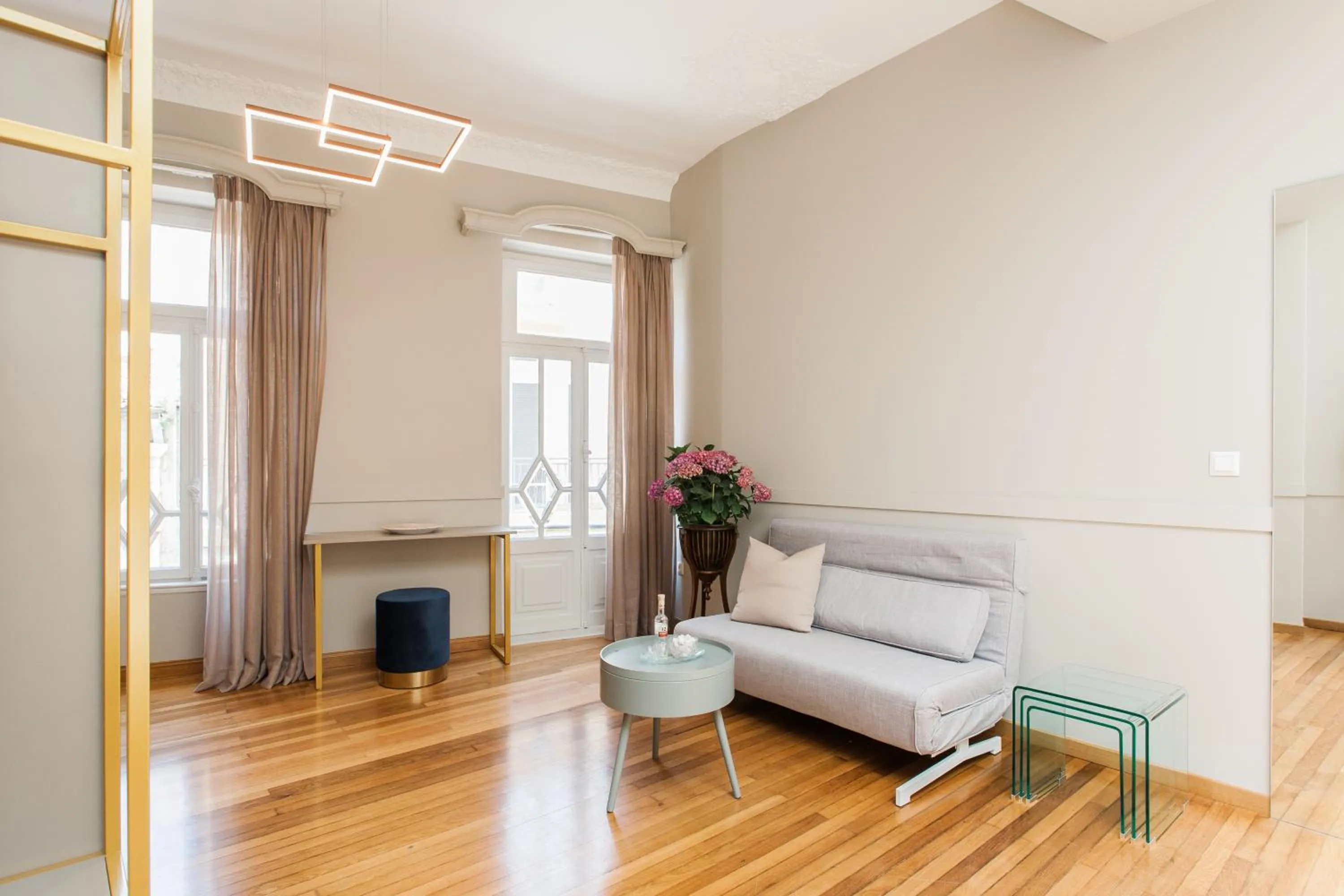 Bed in Step One | Luxury Suites right in the heart of Acropolis next to metro station