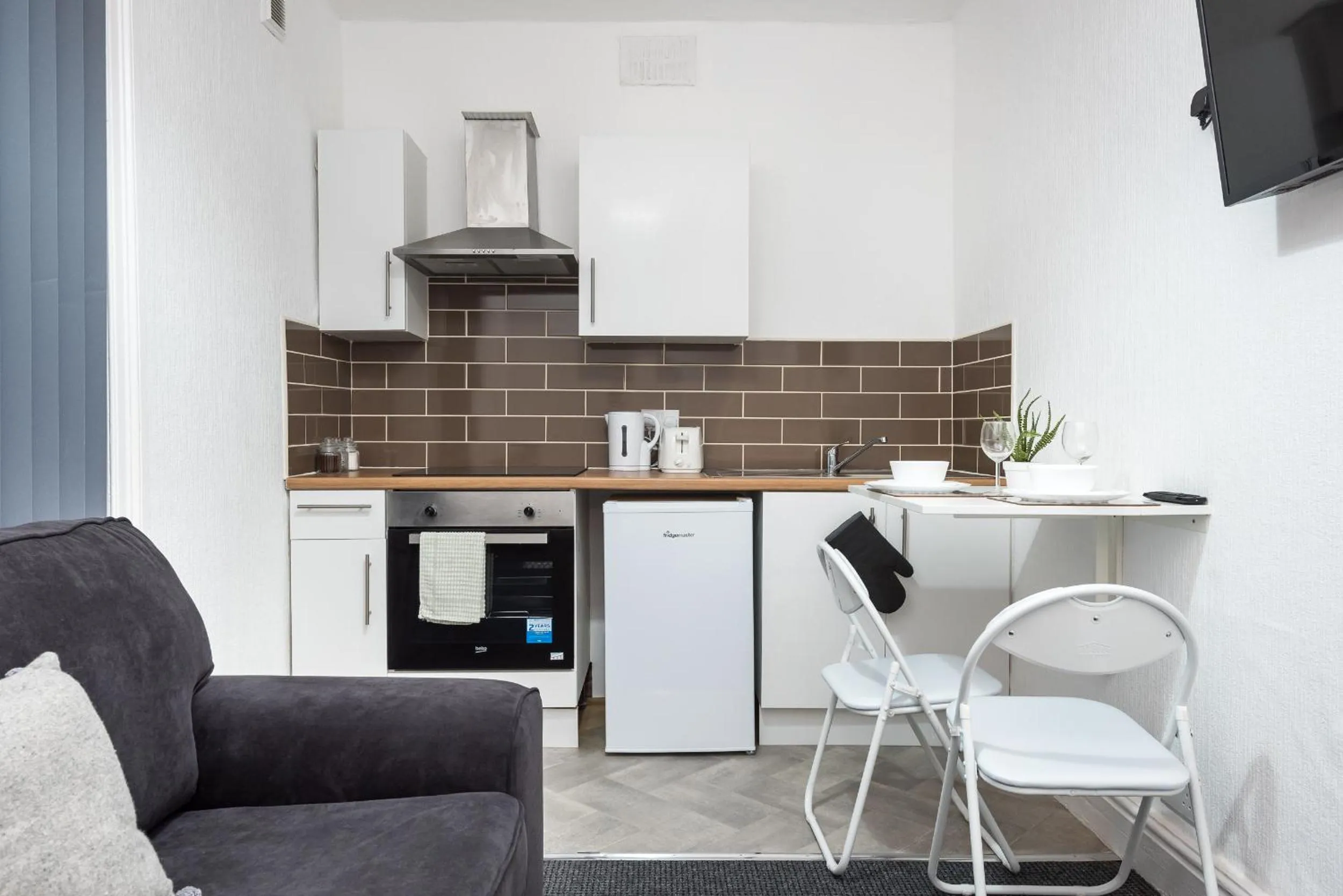 Bedroom in Velvet Coaster Apartments