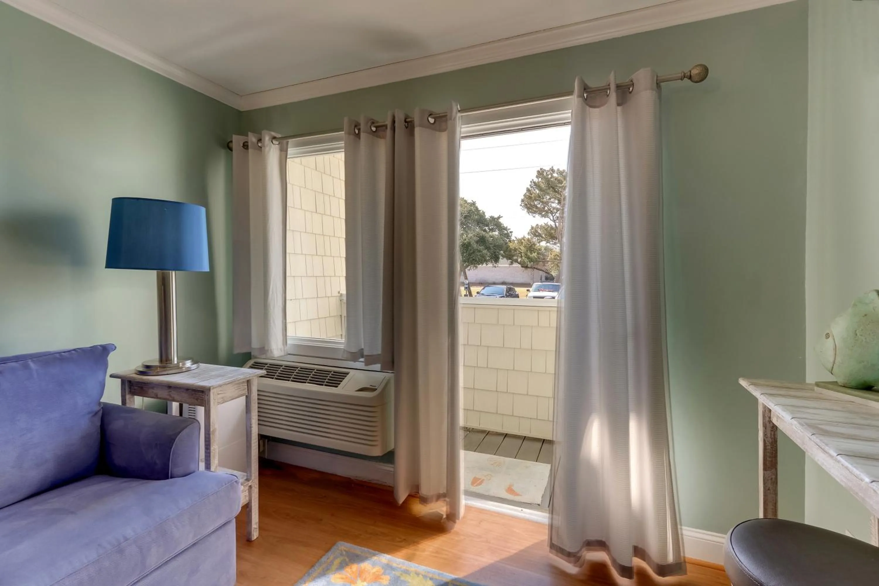 View (from property/room), Bed in Palm Suites