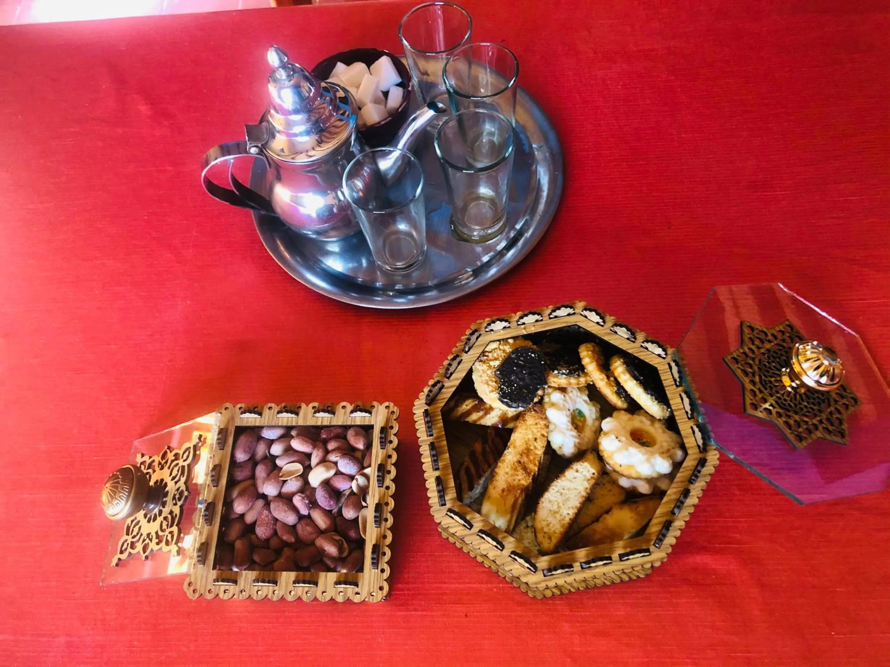 Food and drinks in Riad Hotel Les Flamants