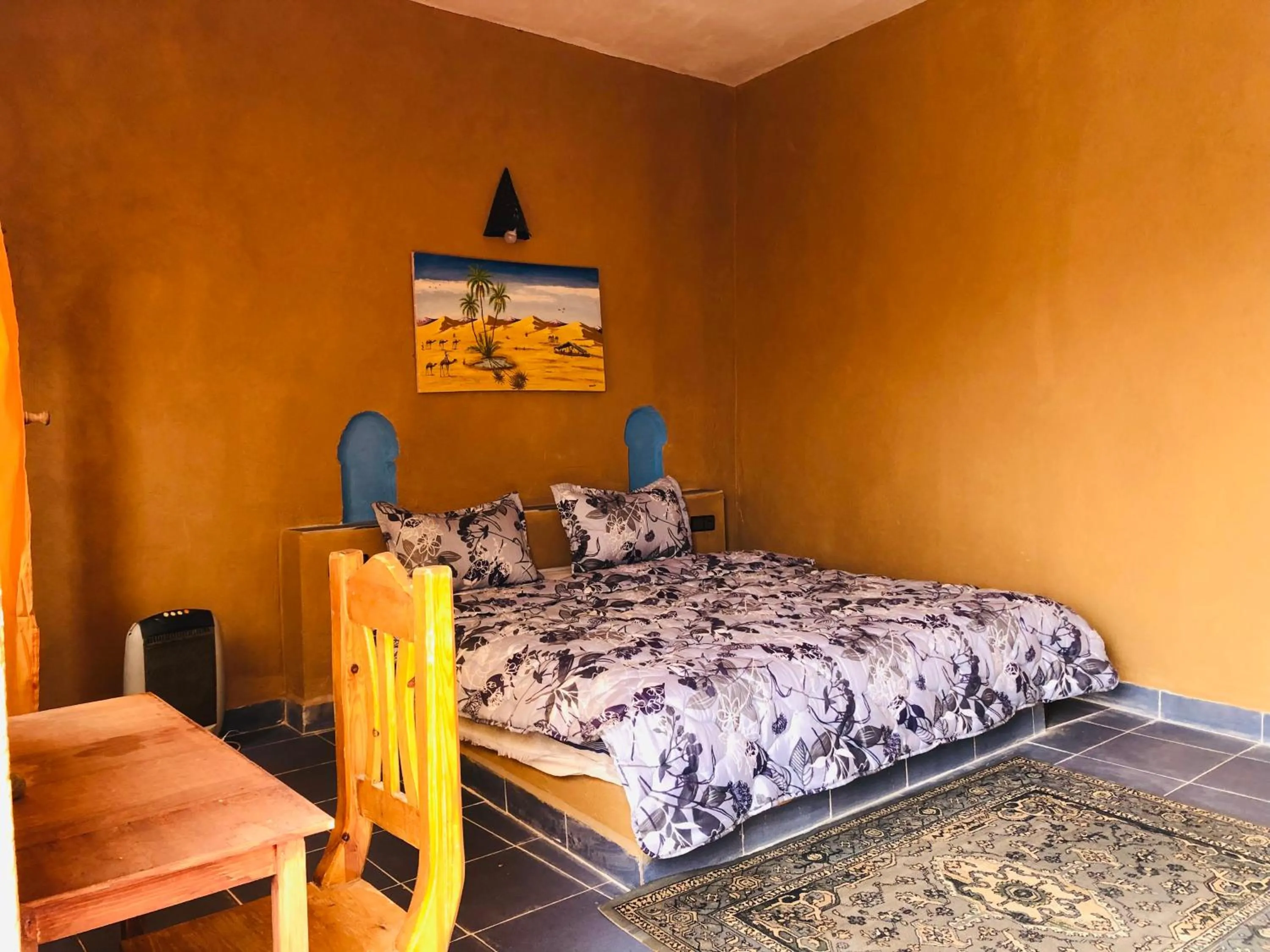 Photo of the whole room, Bed in Riad Hotel Les Flamants