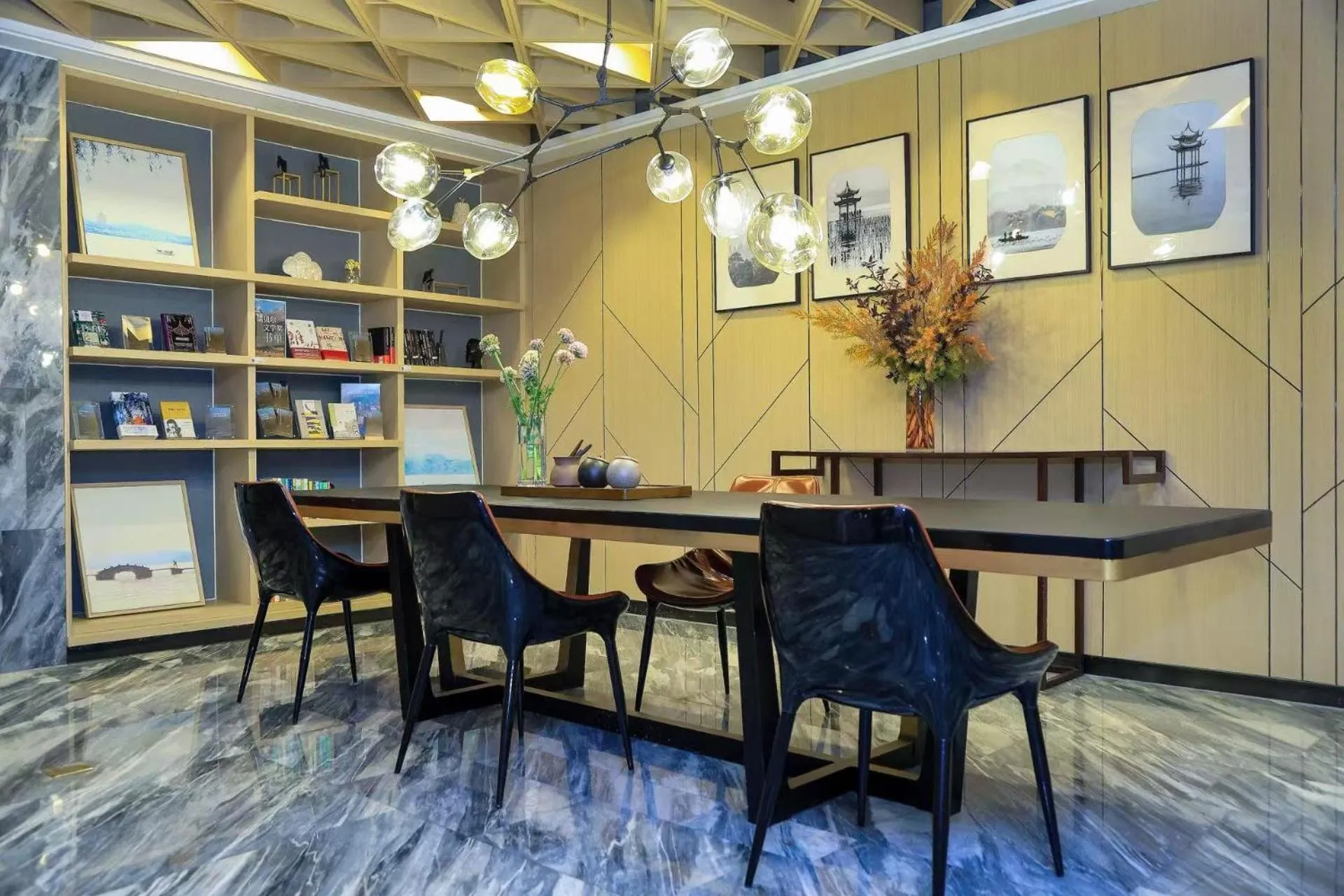 Seating area in Atour Hotel Hangzhou West Lake