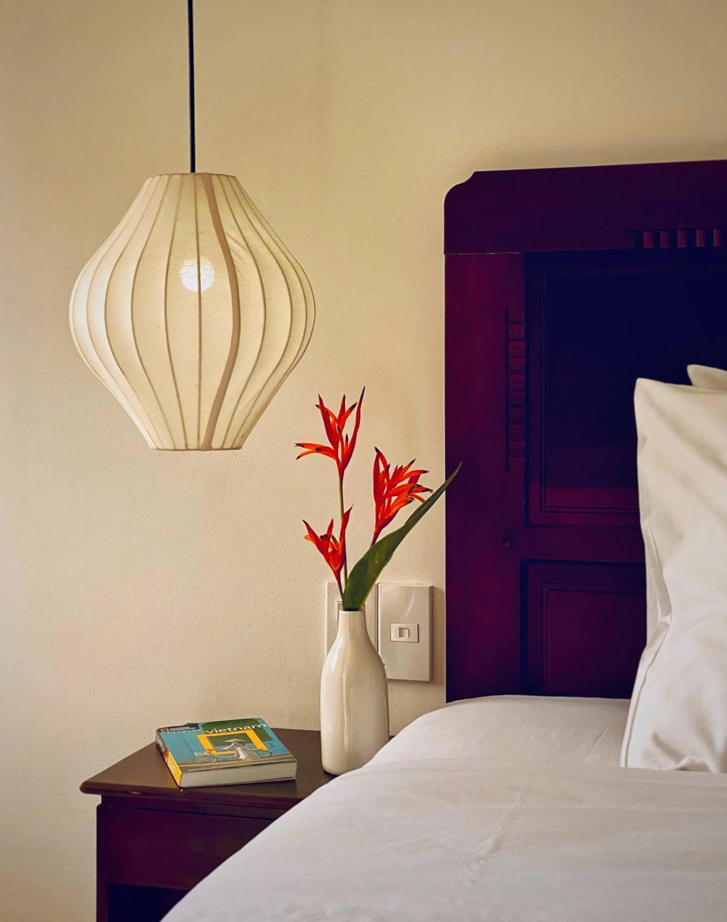 Bed in Grand Holiday Hoian Villa