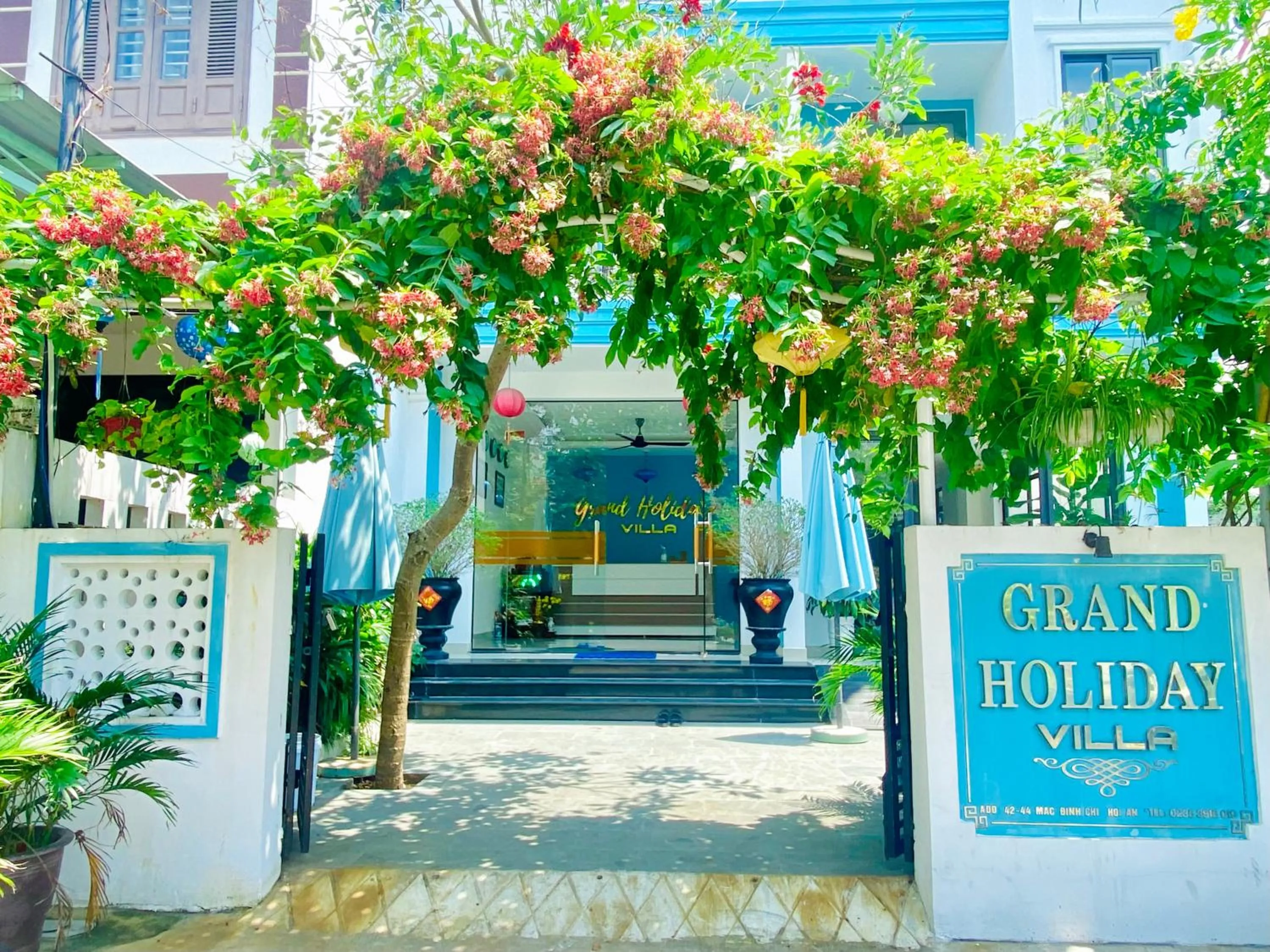 Day in Grand Holiday Hoian Villa