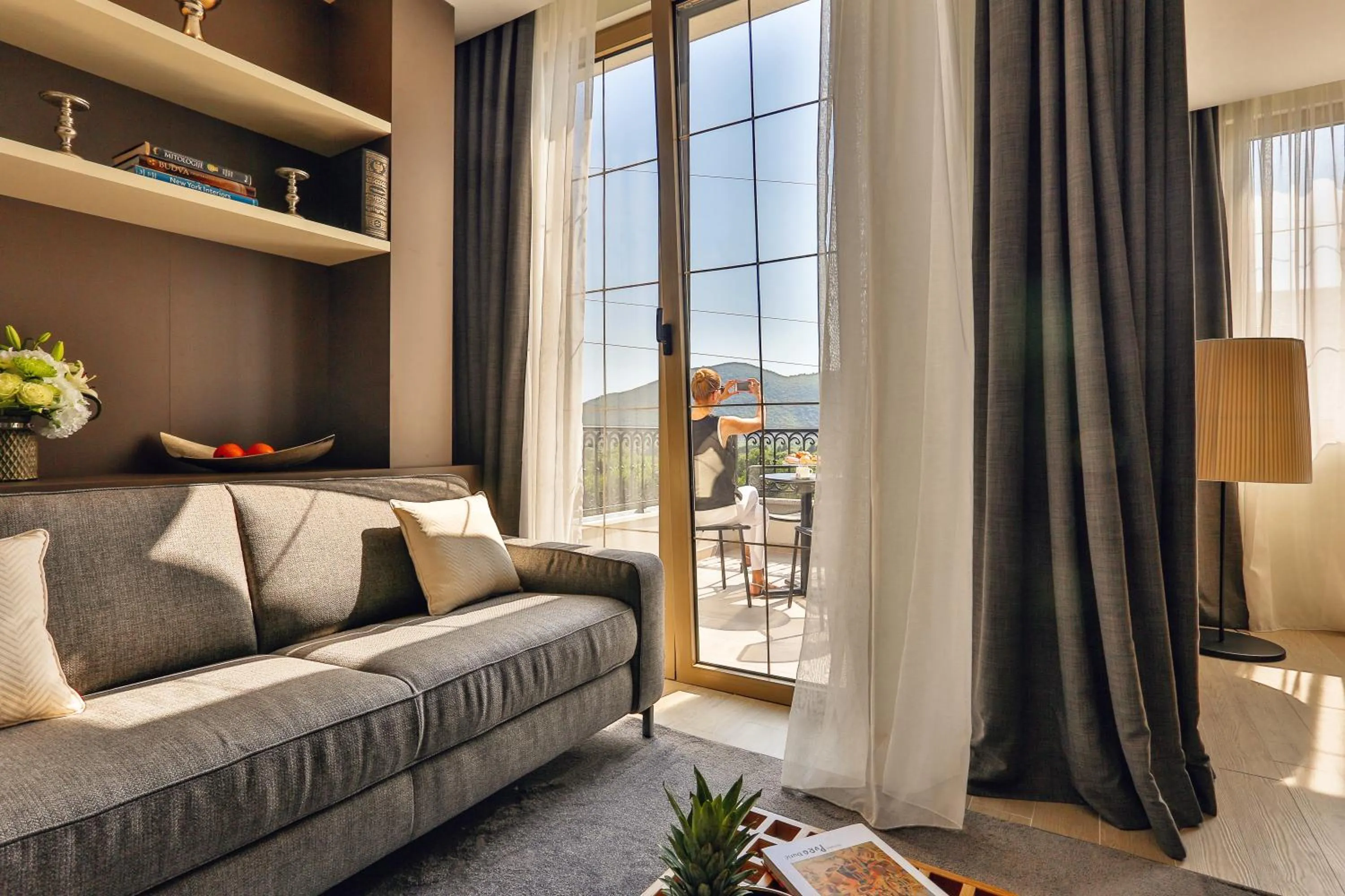 Seating area in Avanti Hotel & Spa