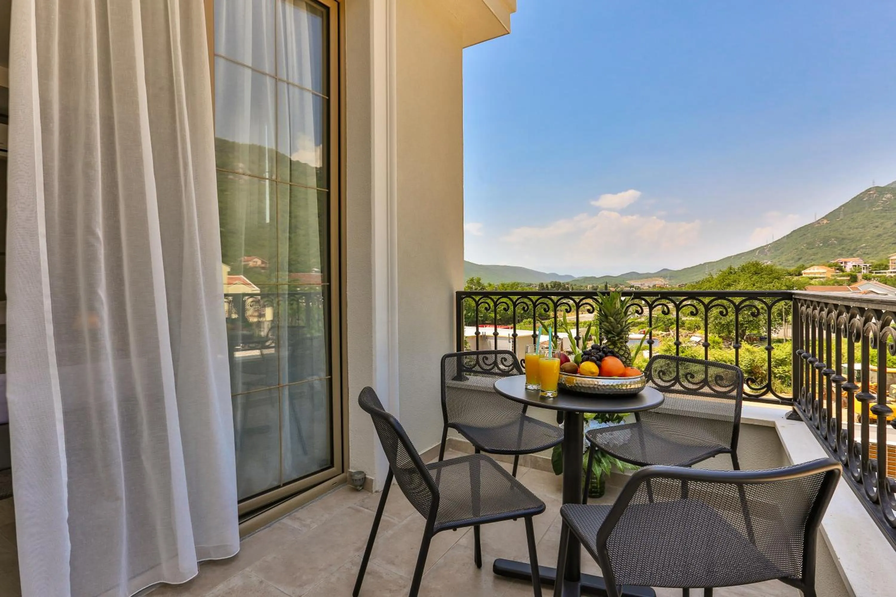 Balcony/Terrace in Avanti Hotel & Spa