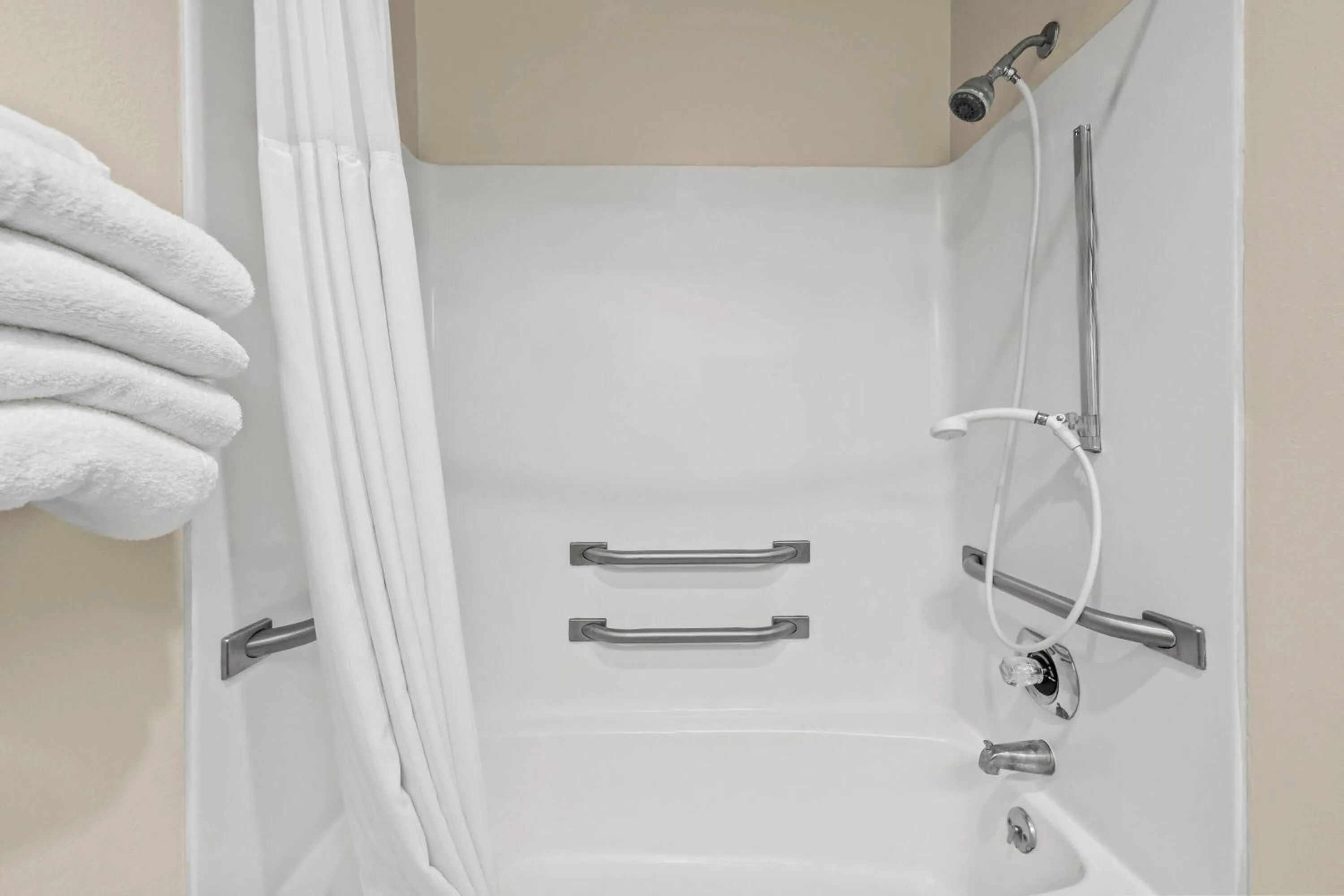 Bathroom in Super 8 by Wyndham Watertown WI