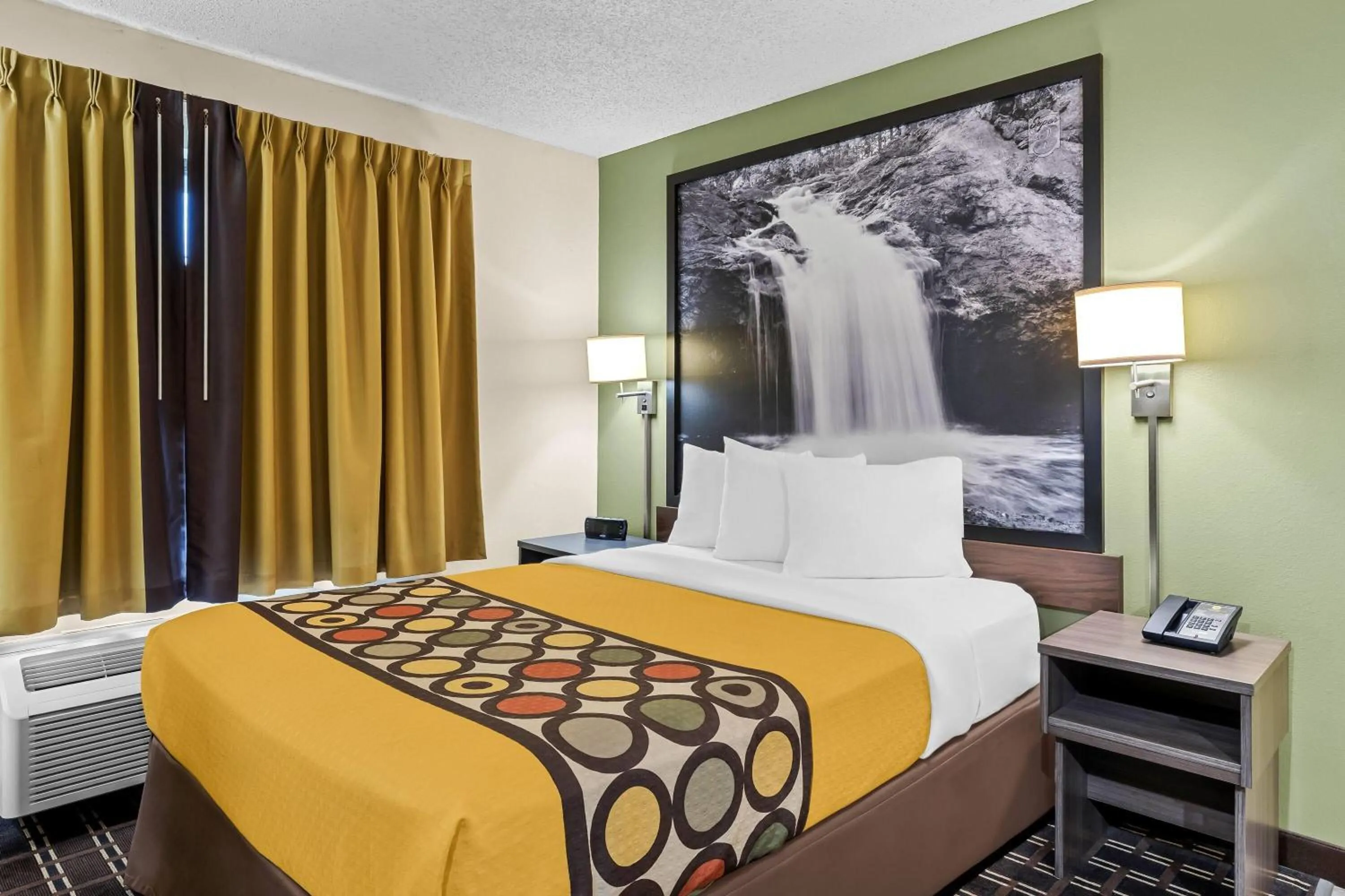 Bed in Super 8 by Wyndham Watertown WI