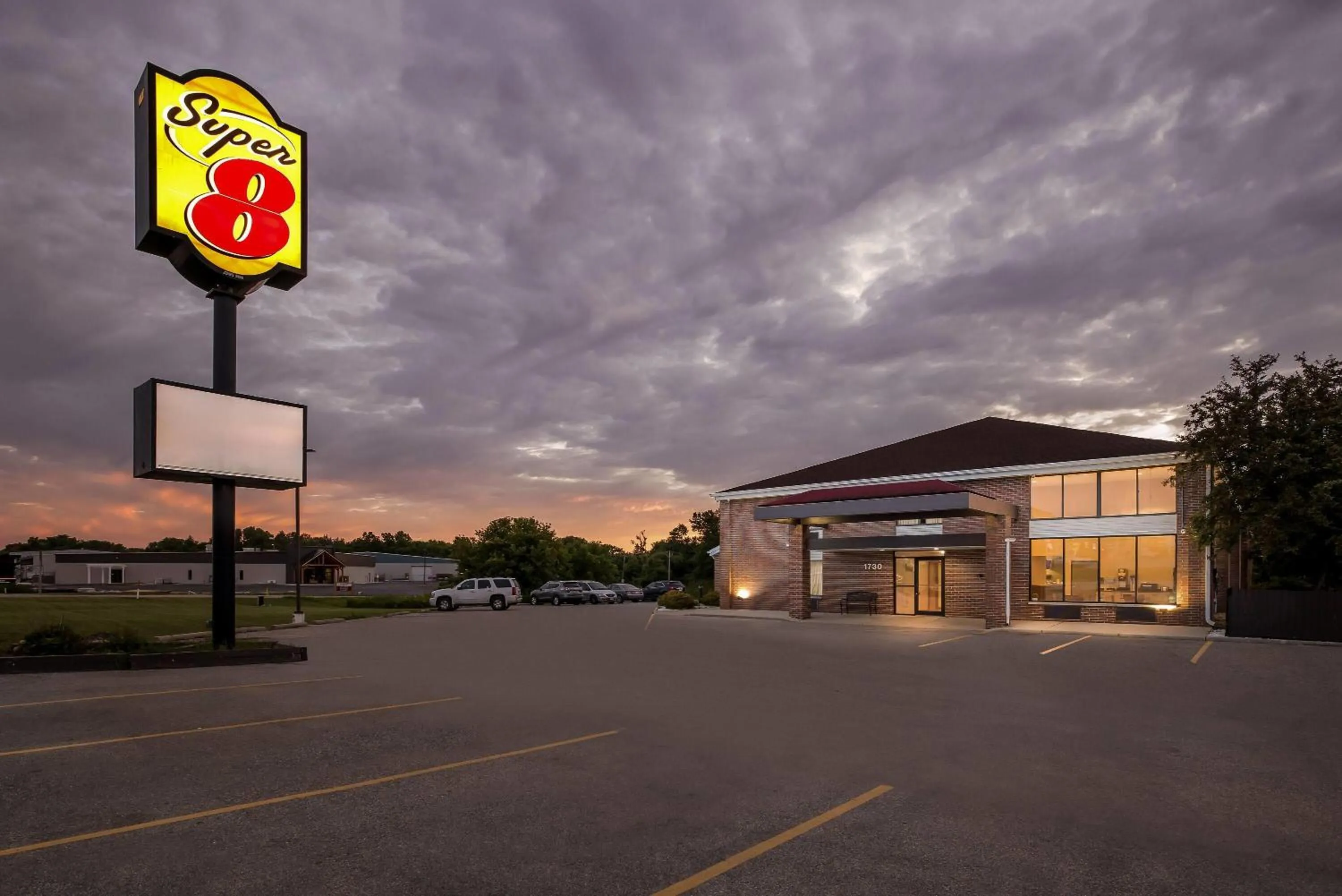 Property building in Super 8 by Wyndham Watertown WI