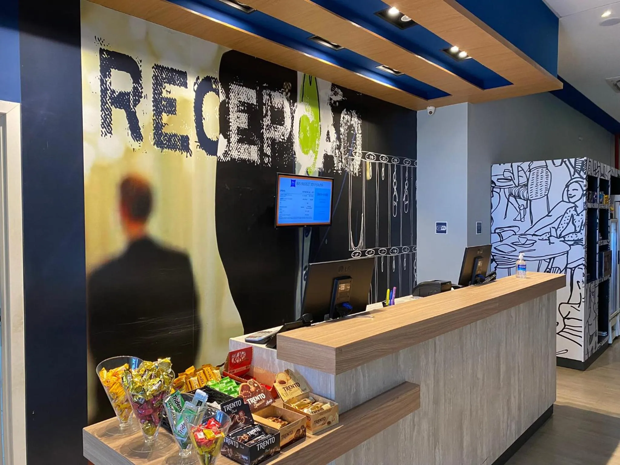 Lobby or reception in ibis budget Itaperuna