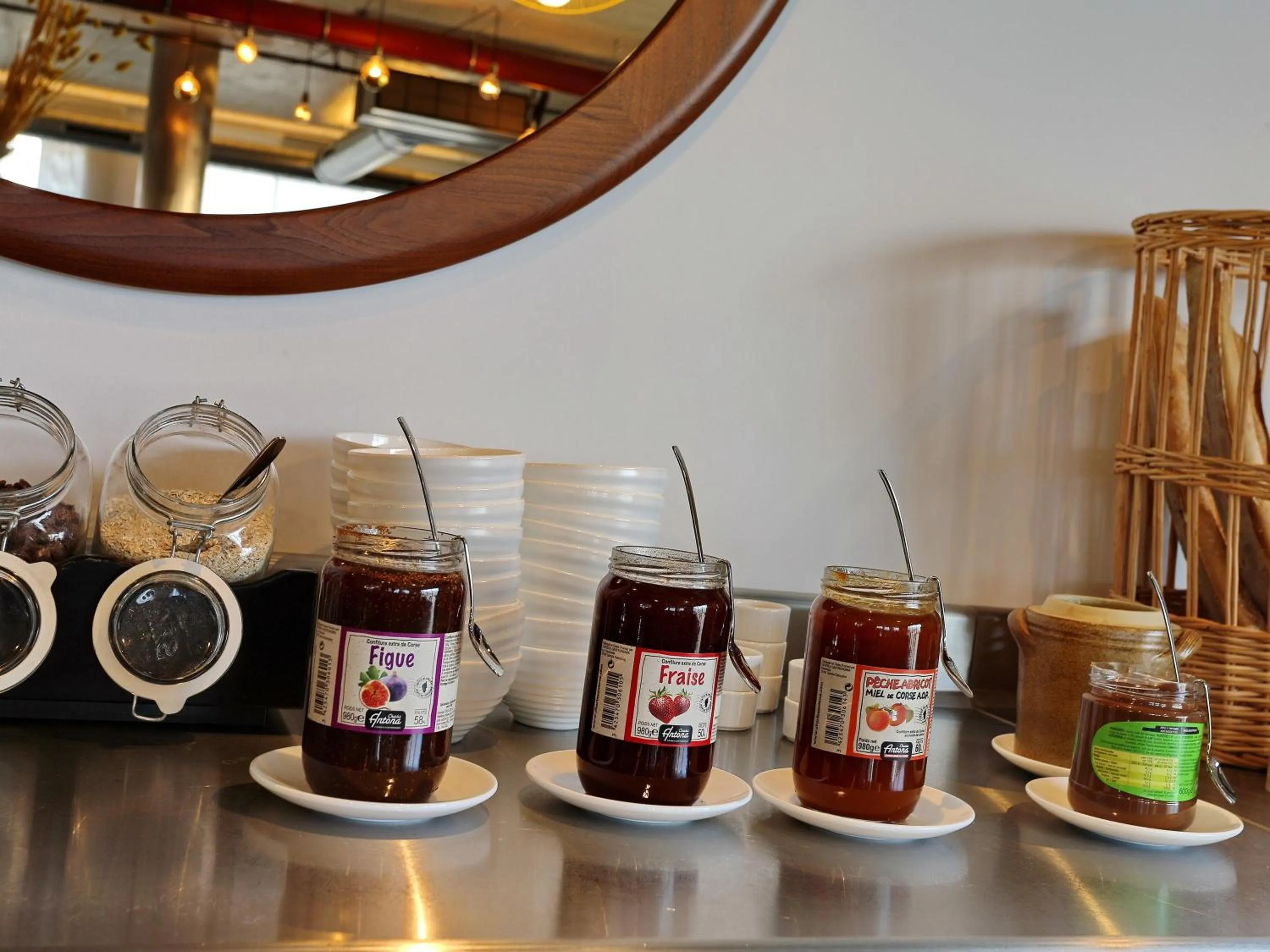 Breakfast in ibis Styles Ajaccio Napoleon