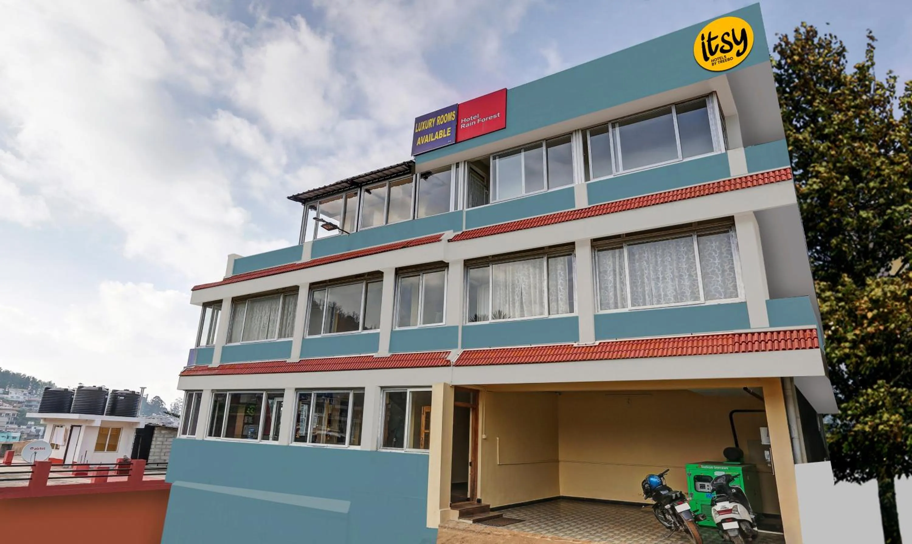 Facade/entrance in Itsy Hotels Rain Forest, 1 km from Rose Garden