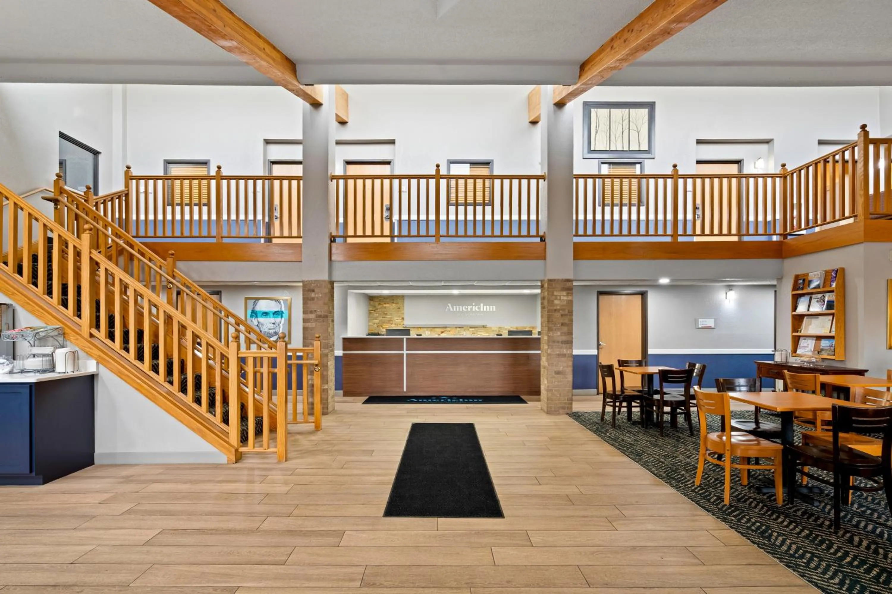 Lobby or reception in AmericInn by Wyndham Dickinson