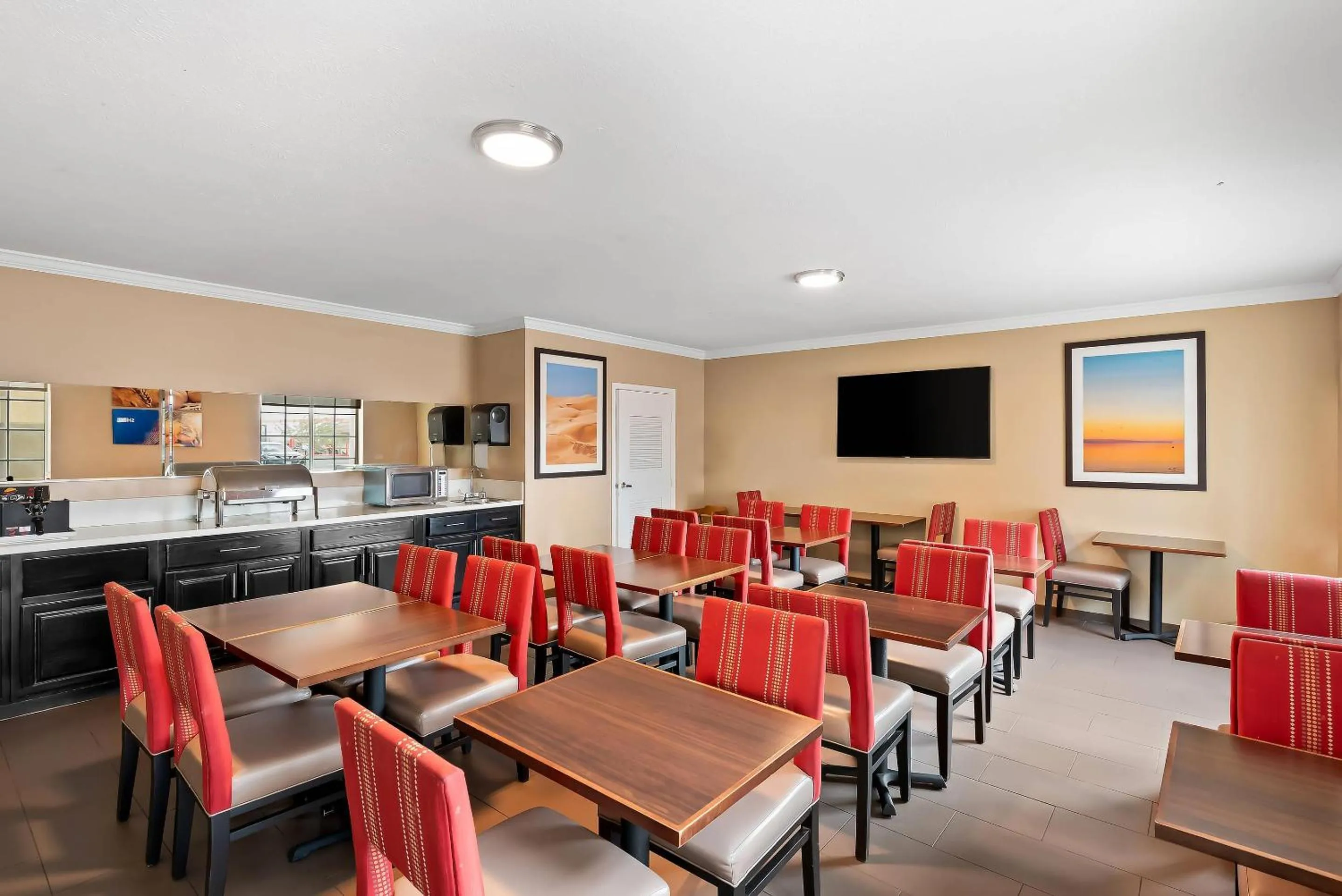 Breakfast in MainStay Suites El Centro I-8