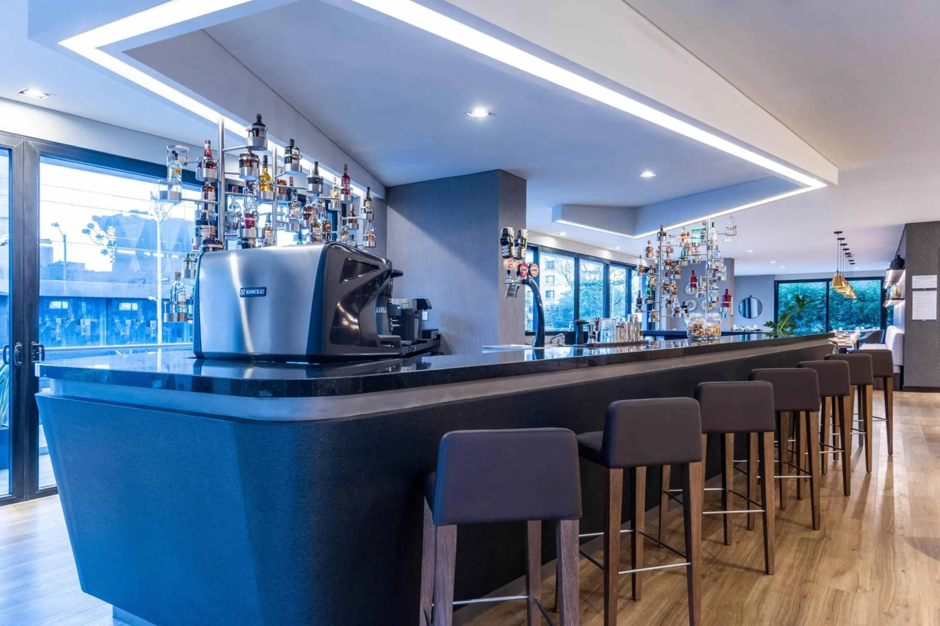 Lounge or bar in AC Hotel by Marriott Bogota Zona T