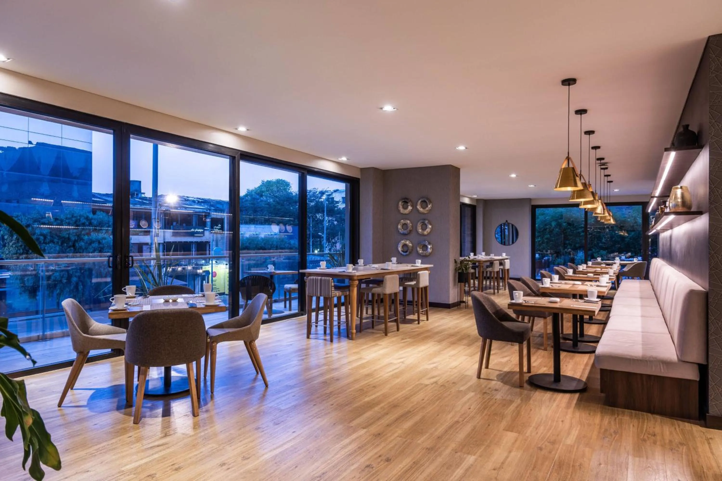 Lounge or bar in AC Hotel by Marriott Bogota Zona T