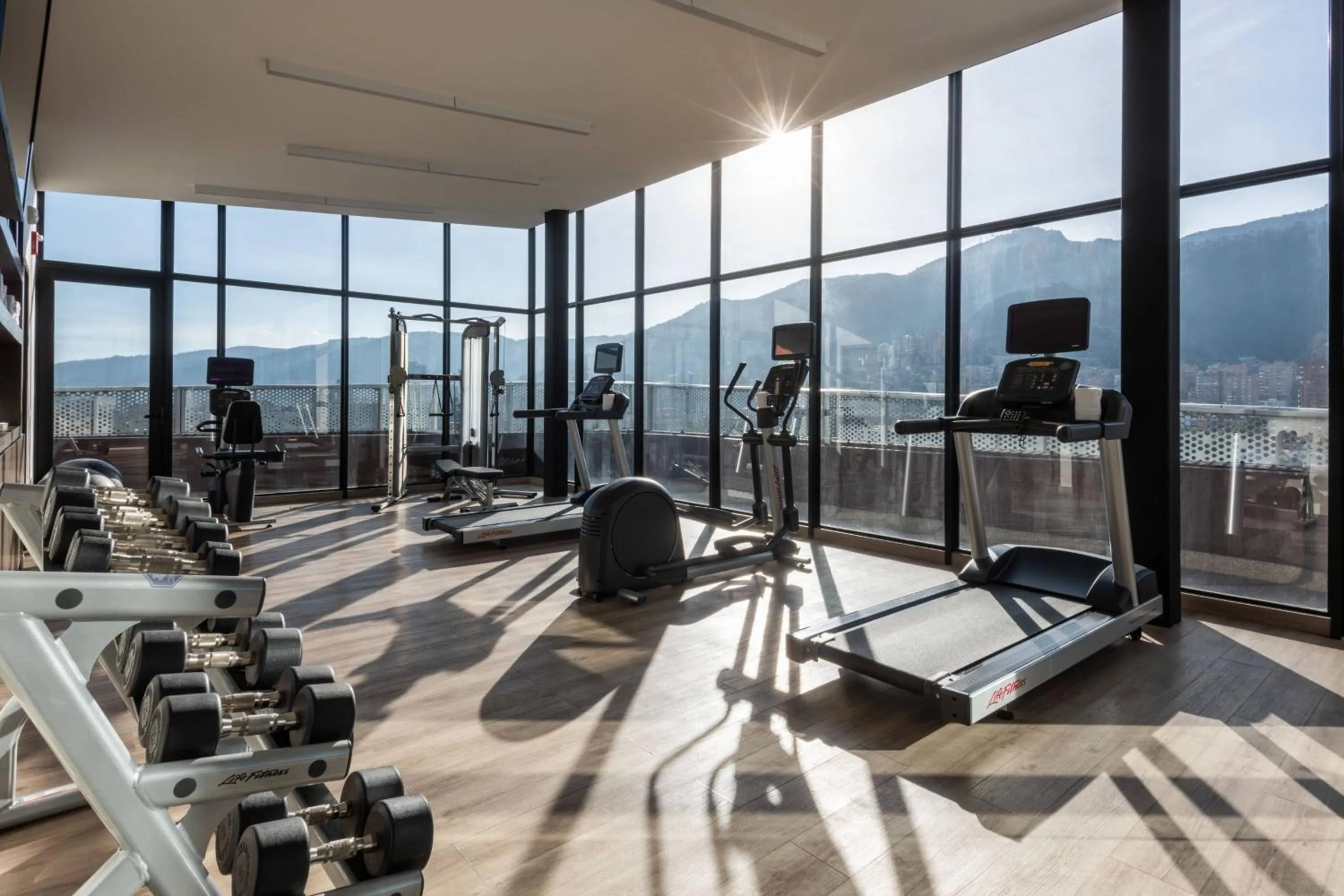 Fitness centre/facilities in AC Hotel by Marriott Bogota Zona T